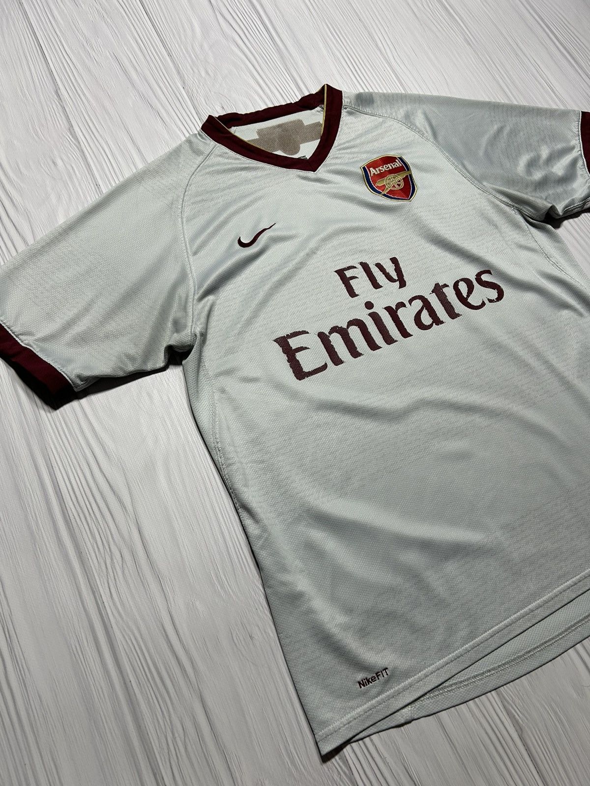 Vintage Vintage Nike Arsenal 2007 2008 Away Jersey T-Shirt Size US M / EU 48-50 / 2 - 3 Thumbnail