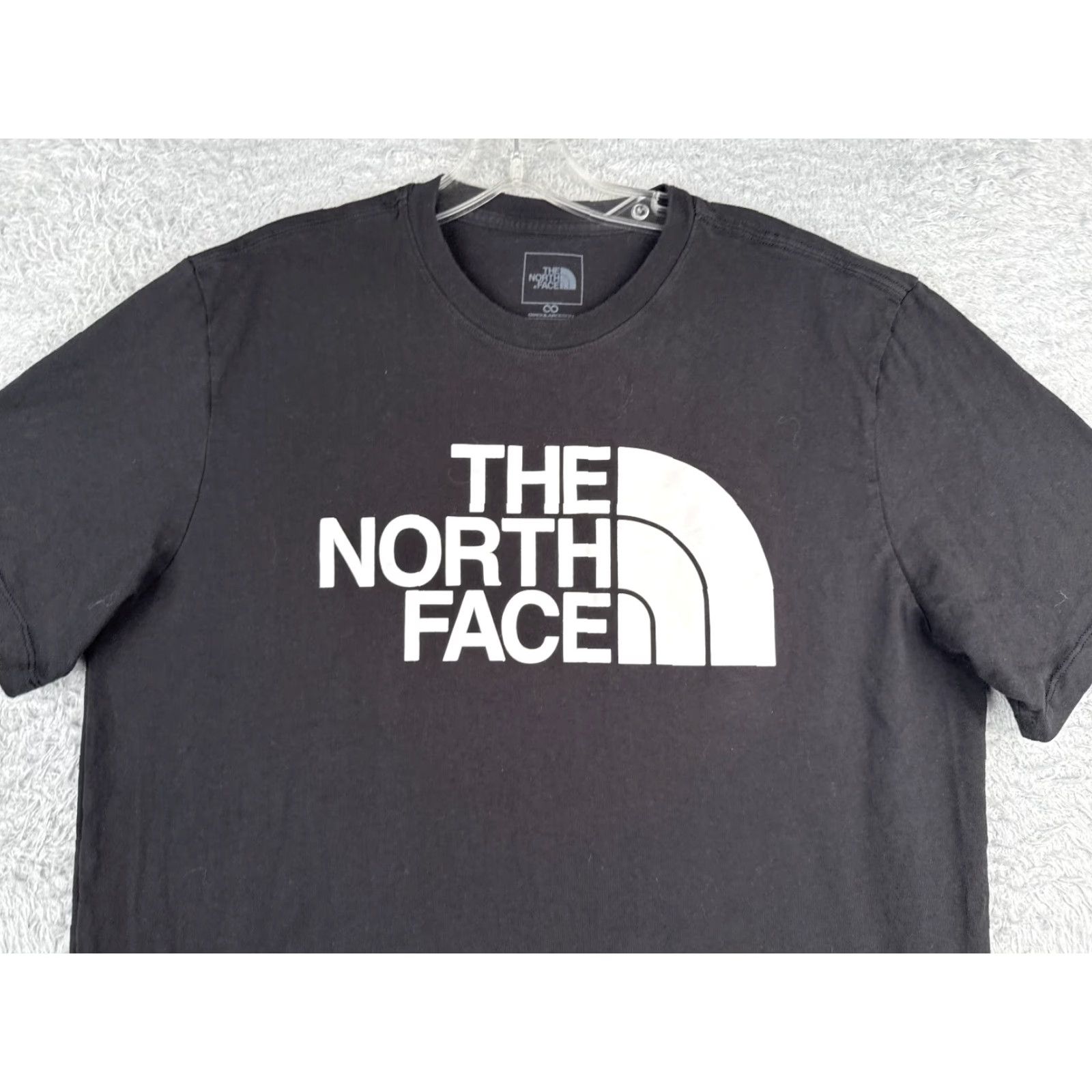 The North Face VINTAGE The North Face Shirt Men Large Black Short Sleeve Crew Neck Cotton Hike Camp All Seasons Logo Mens Size US L / EU 52-54 / 3 - 4 Thumbnail