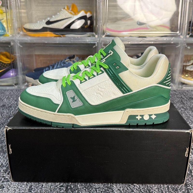 Louis Vuitton Green Trainer Sneakers for Men -2508