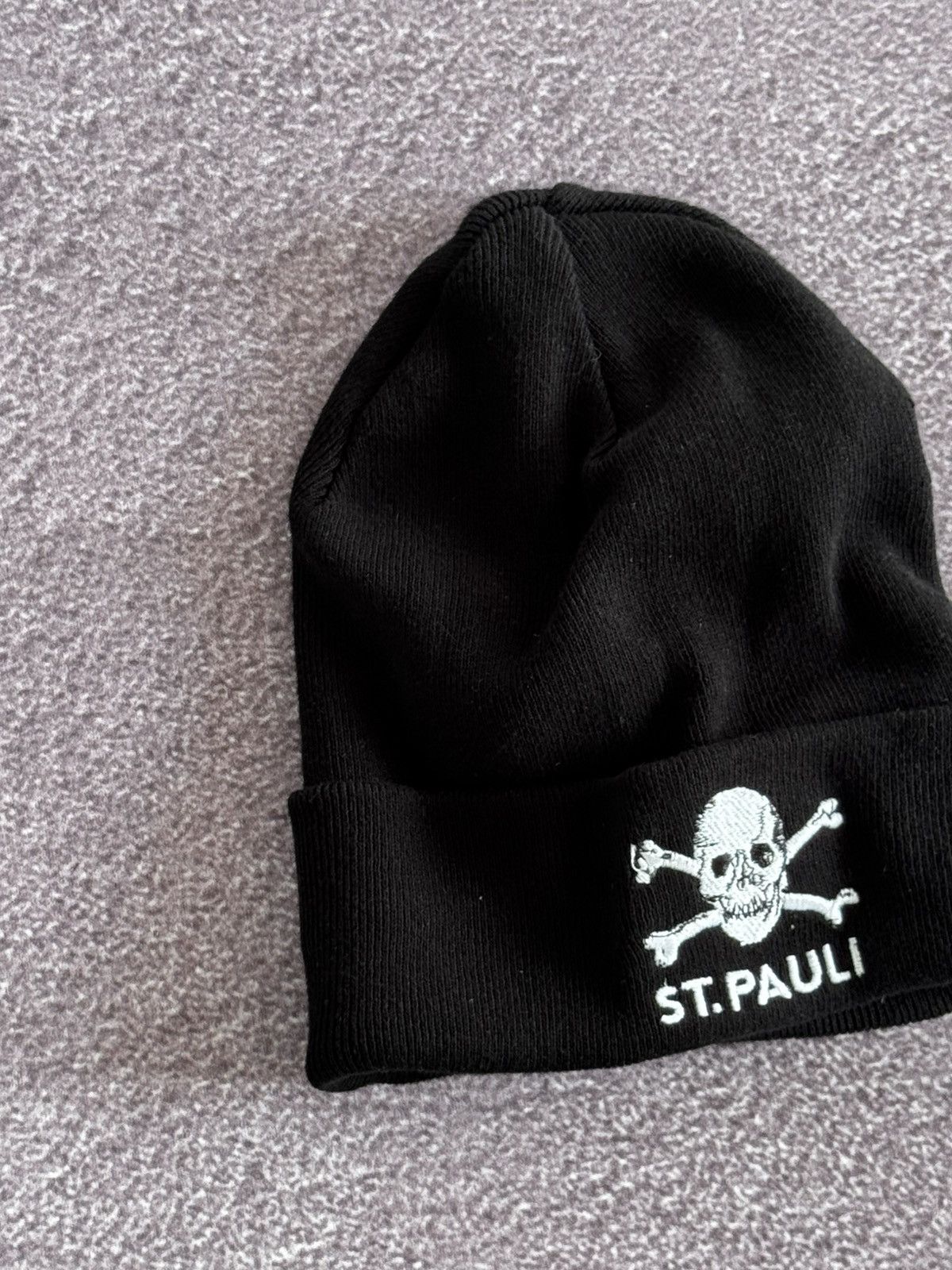 Vintage ST.PAULI SKULL SAINT PAULI HAT BEANIE FOOTBALL SOCCER Size ONE SIZE - 2 Thumbnail