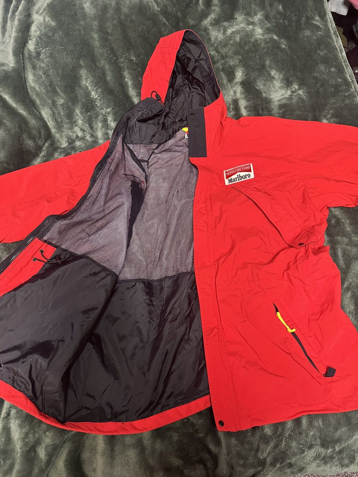 Marlboro Adventure Team VNTG 90s Marlboro Adventure Team Windbreaker Jacket Mens XL Size US XL / EU 56 / 4 - 3 Thumbnail