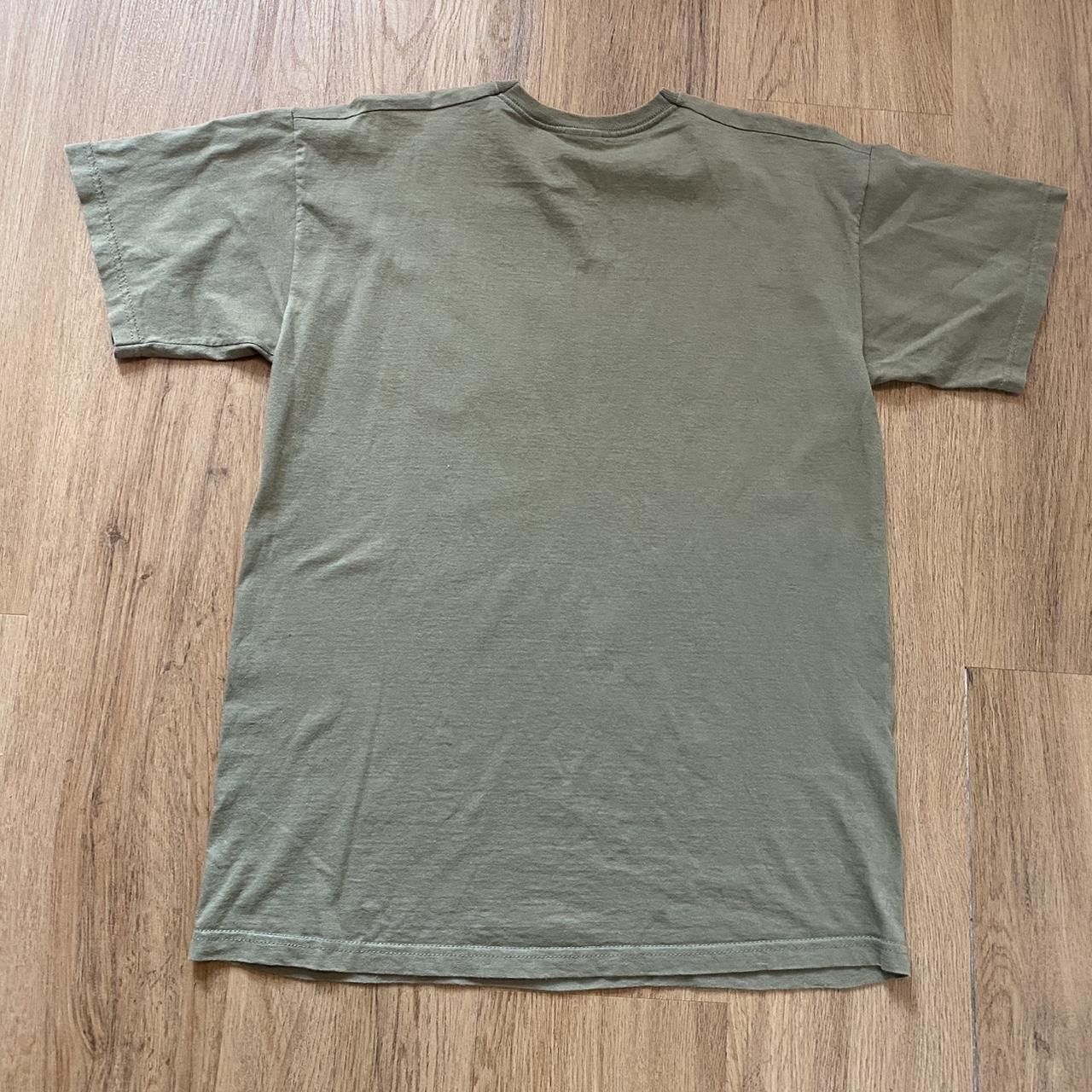 Fruit Of The Loom Khaki green vintage 90s Bunker + Den Haag Rock Rap hip hop Size US M / EU 48-50 / 2 - 2 Thumbnail
