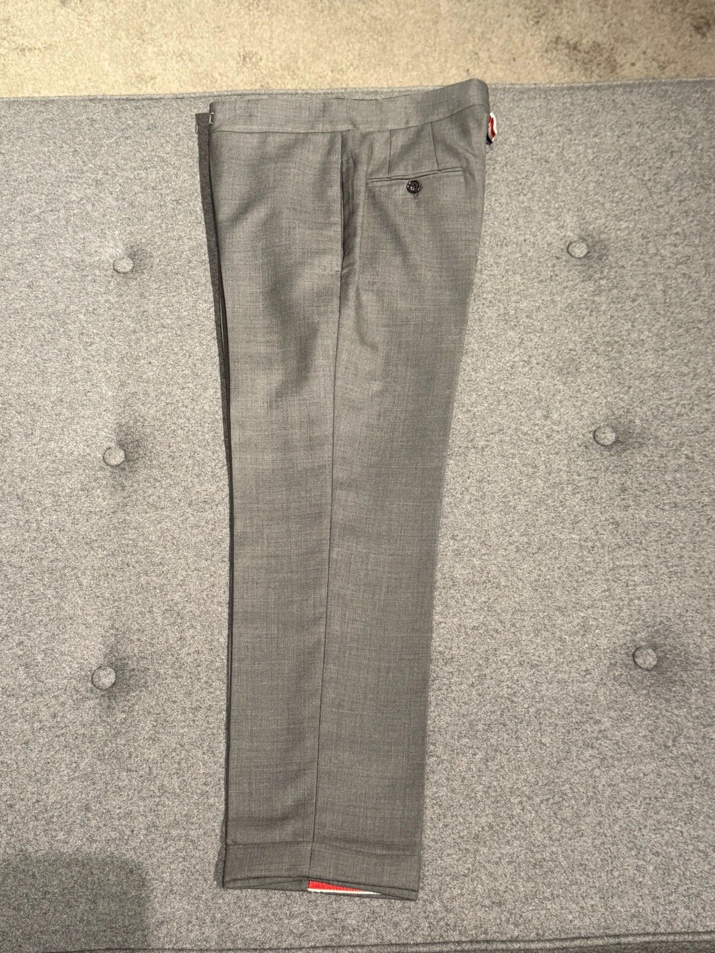 Thom Browne Thom Browne Women's Mid Gray Classic Suit 38 Size XS / US 0-2 / IT 36-38 - 6 Thumbnail