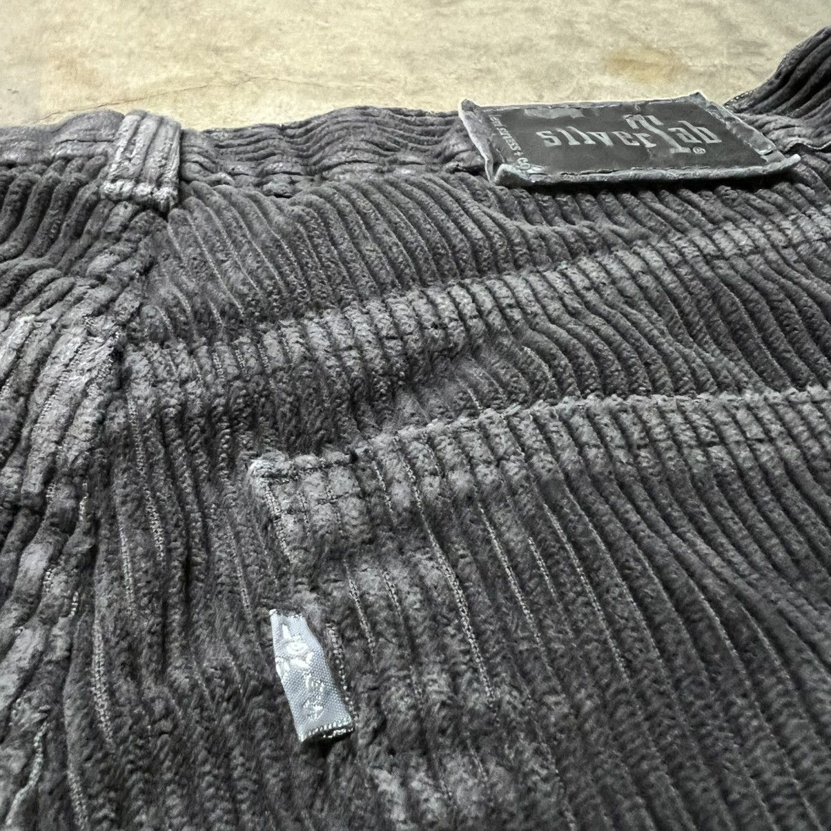 Levi's × Levi's Vintage Clothing × Vintage Vintage 90’s Levi’s Silver-Tab Grey BAGGY Corduroy Pants Size US 33 - 4 Thumbnail