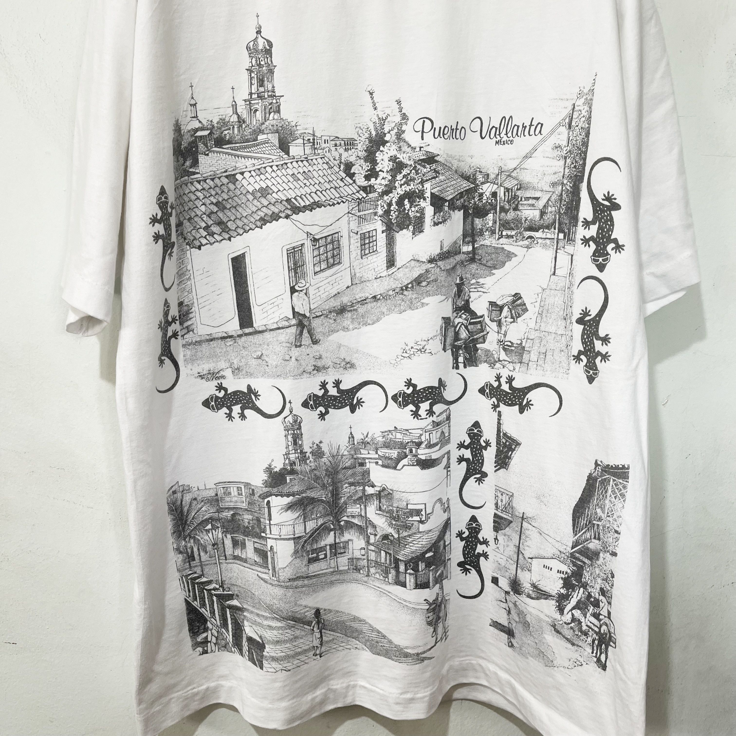 Vintage Vintage 90s Puerto Vallarta Mexico T-Shirt Size US XL / EU 56 / 4 - 3 Thumbnail