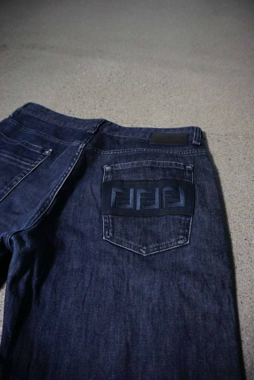 Fendi Fendi Embroidered Denim Jeans Size US 32 / EU 48 - 2 Thumbnail