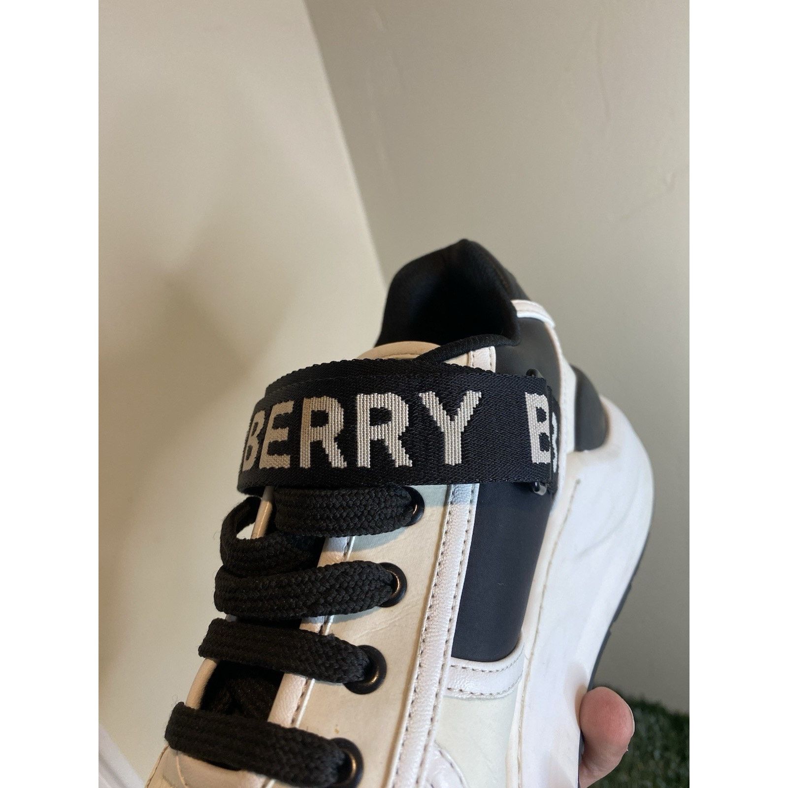 Burberry Burberry Ronnie Sneaker | Size 8 US (41 EU ) Size US 8 / EU 41 - 8 Thumbnail