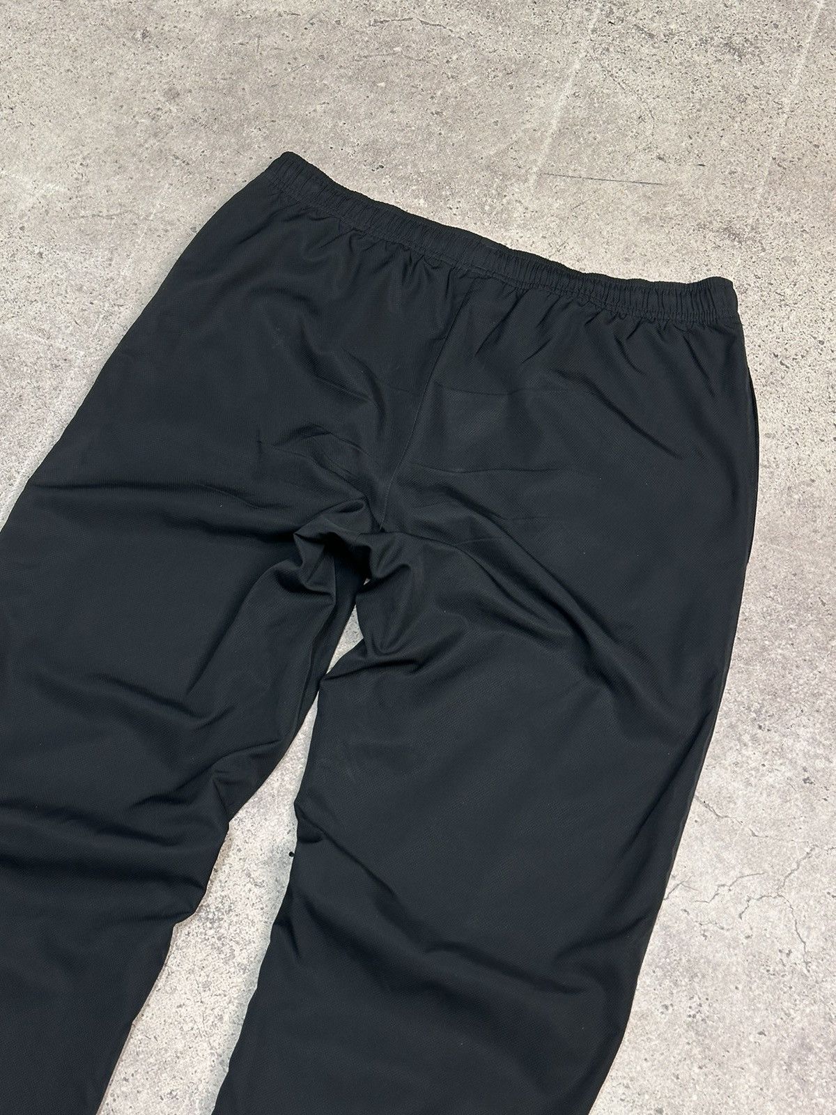 Lacoste Vintage Lacoste black track pants nylon minimal Y2K sport Size US 38 / EU 54 - 10 Thumbnail