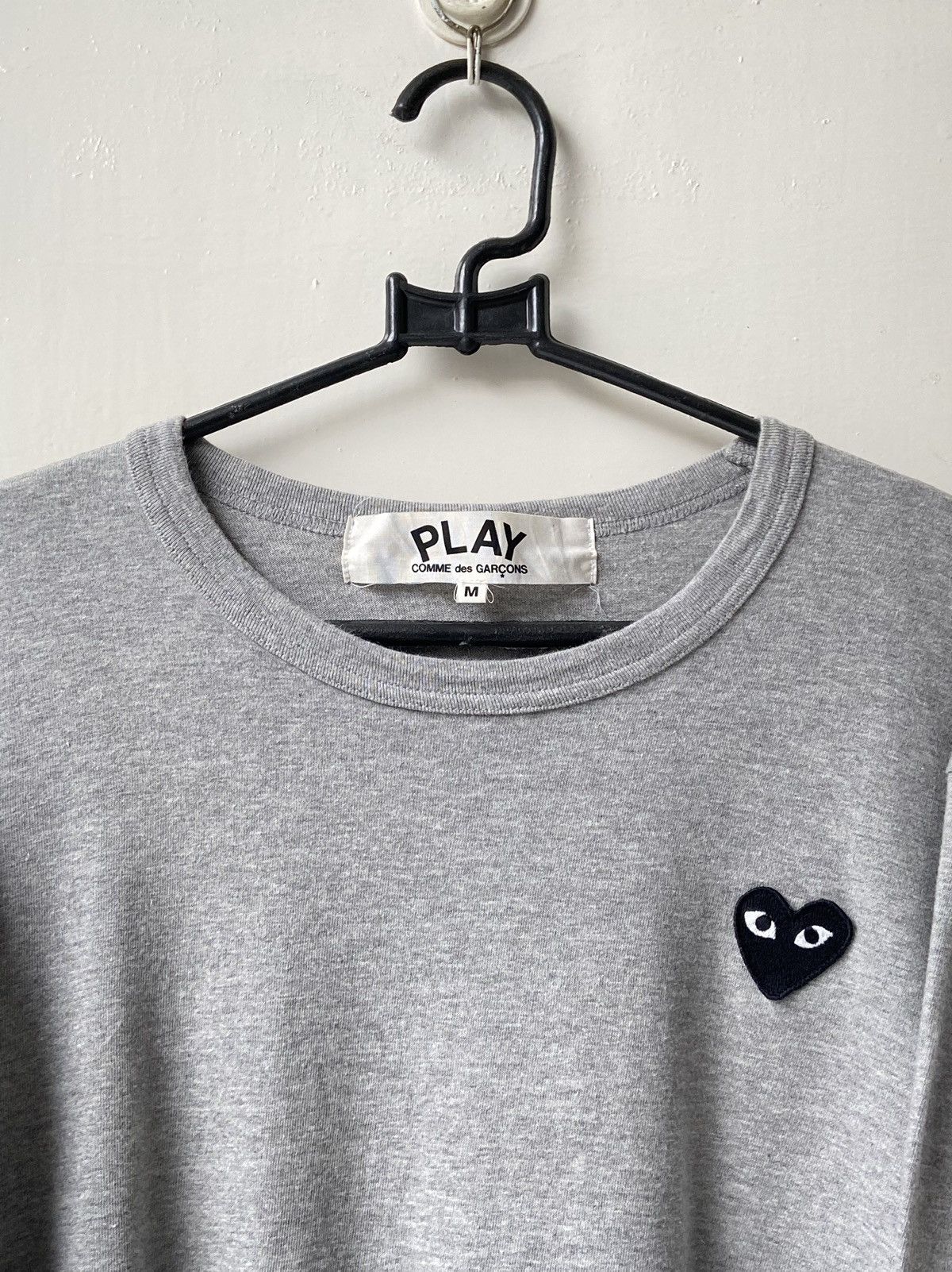 Comme des Garcons PLAY COMME Des GARCONS PLAY Grey T-shirt Size US S / EU 44-46 / 1 - 4 Thumbnail