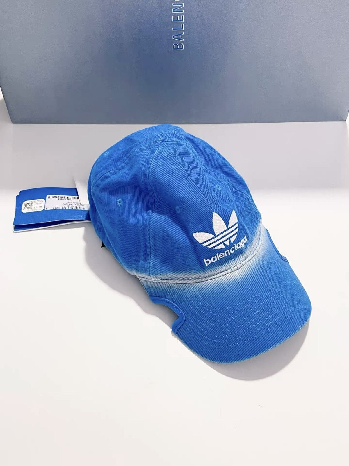 Adidas × Balenciaga Faded blue cap Size ONE SIZE - 2 Thumbnail