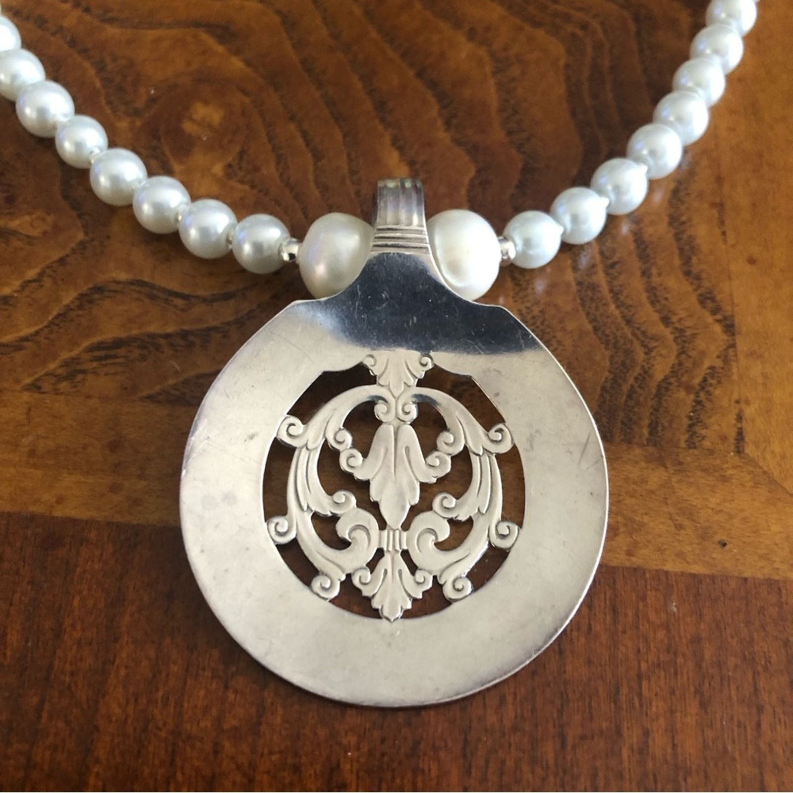 Handmade Handcrafted repurpose vintage Oneida bon bon Pearl necklace Size ONE SIZE - 10 Thumbnail