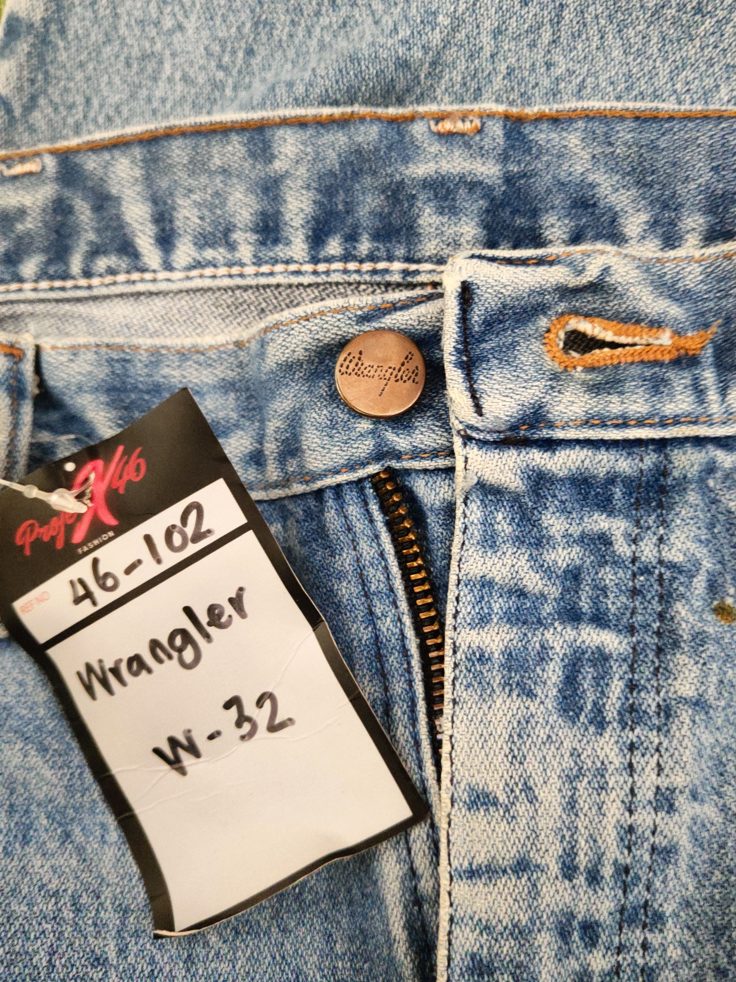 Wrangler DL Wrangler Blue Distressed Ripped denim Jeans #46-102 Size US 32 / EU 48 - 15 Thumbnail