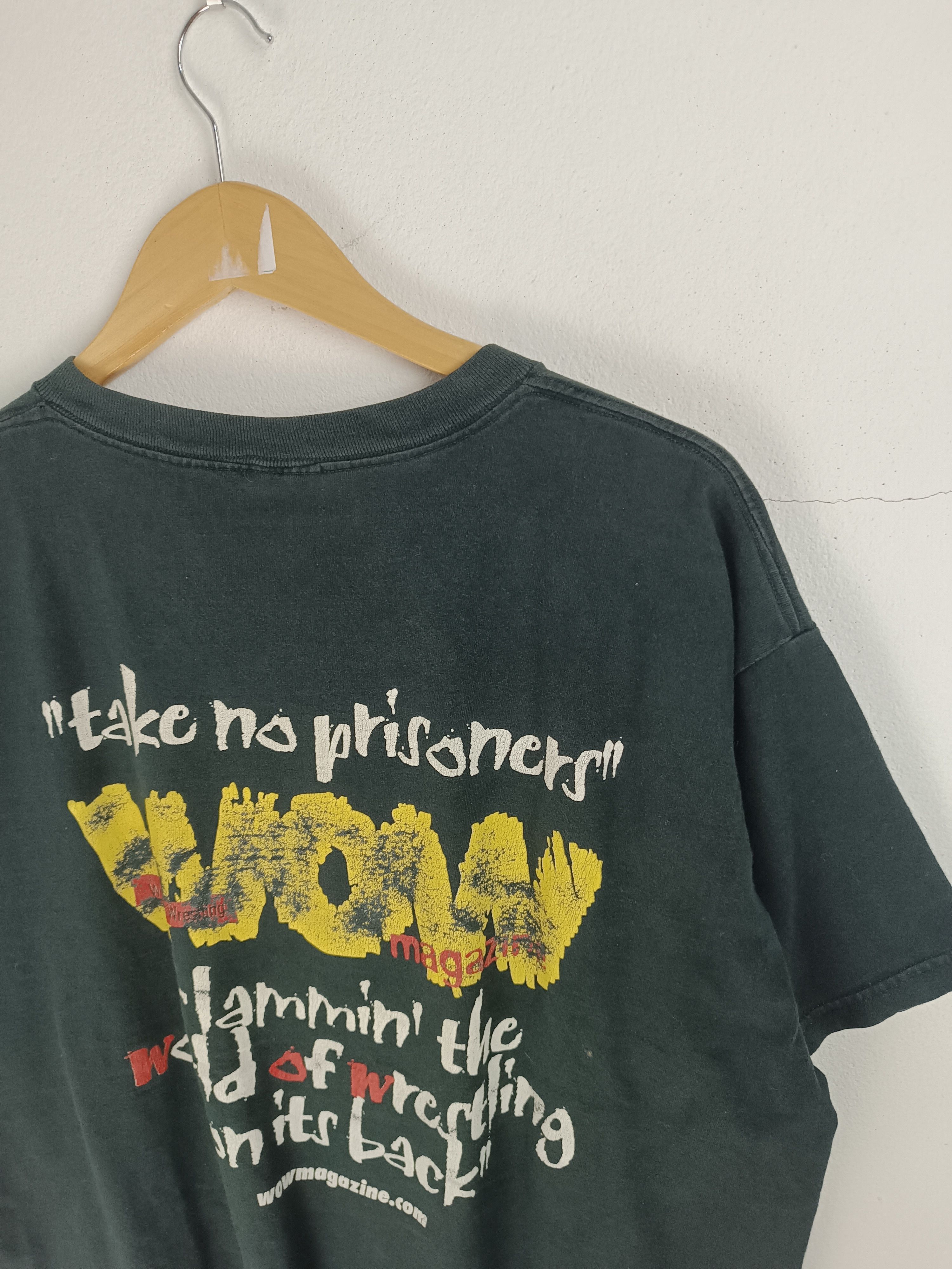 Vintage THRASH FADED VINTAGE 90'S WOW MAGAZINE WWF WCW WCW TEE Size US XL / EU 56 / 4 - 7 Thumbnail