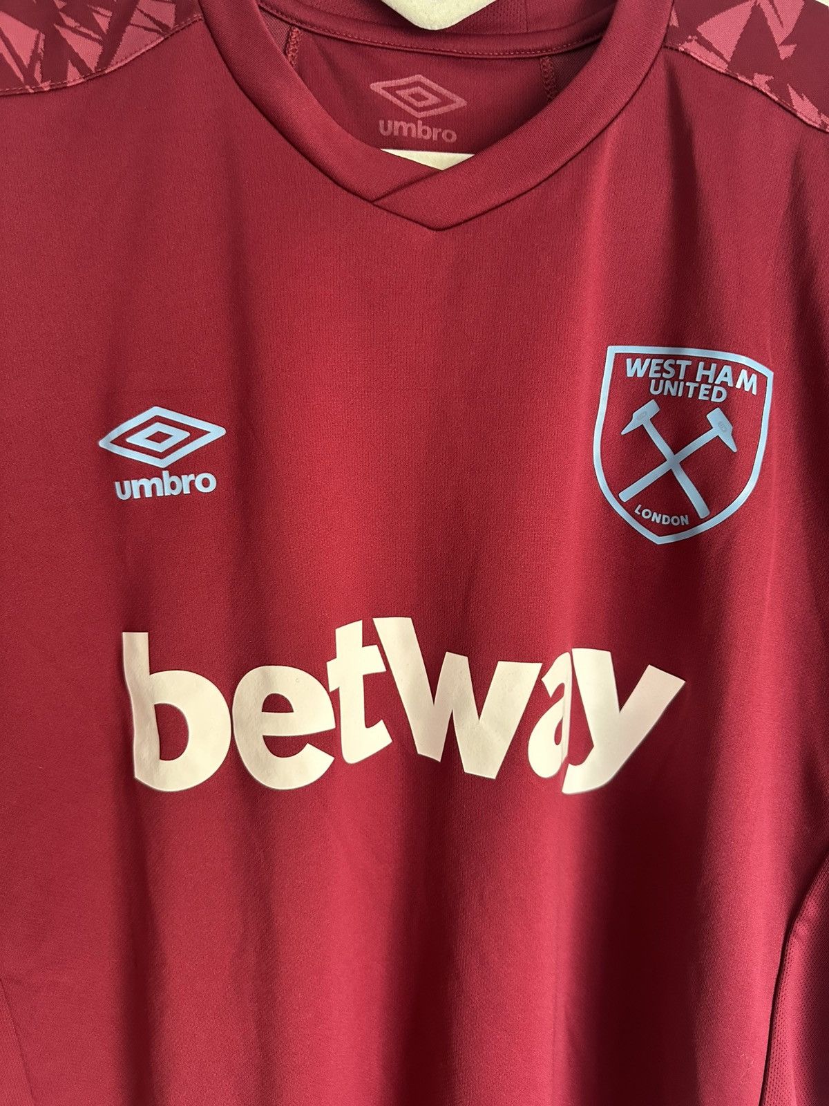 Umbro × Vintage Vintage West Ham 2020/21 Umbro Soccer Jersey y2k blokcore Size US XL / EU 56 / 4 - 2 Thumbnail