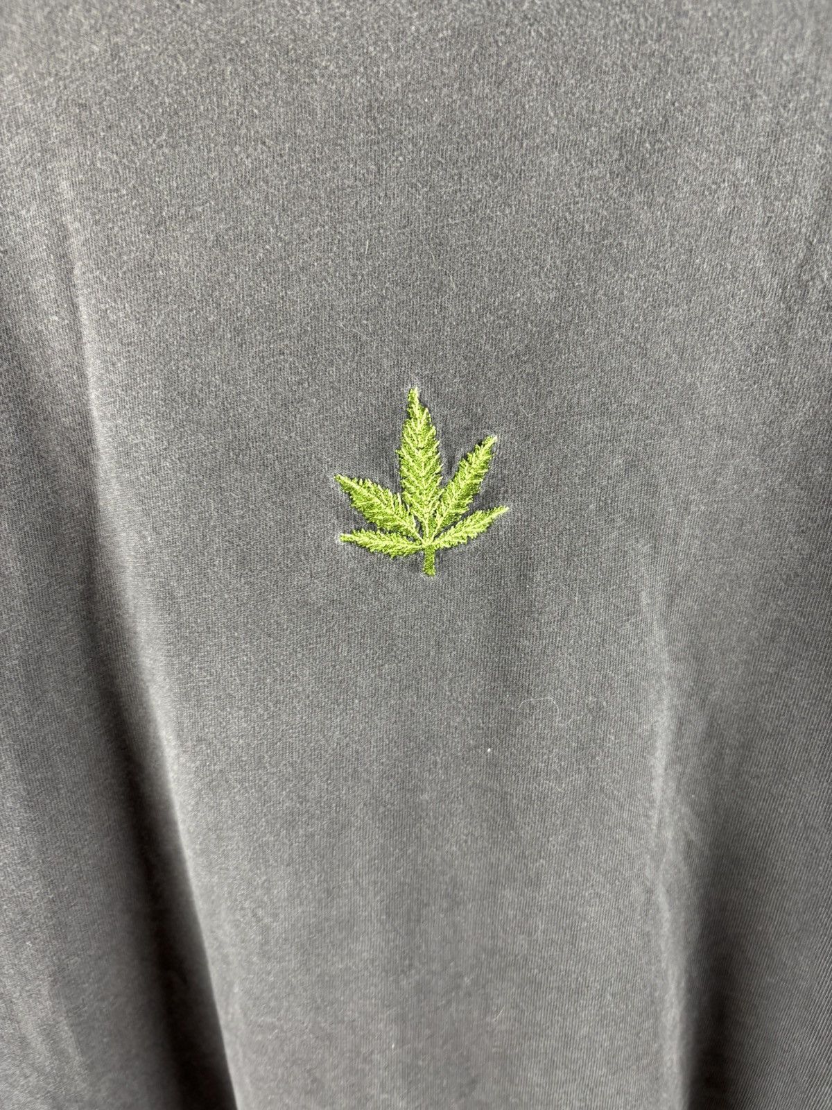 Vintage 90s Marijuana Single Stitch Trashed t shirt tee Made in USA Size US XL / EU 56 / 4 - 7 Thumbnail