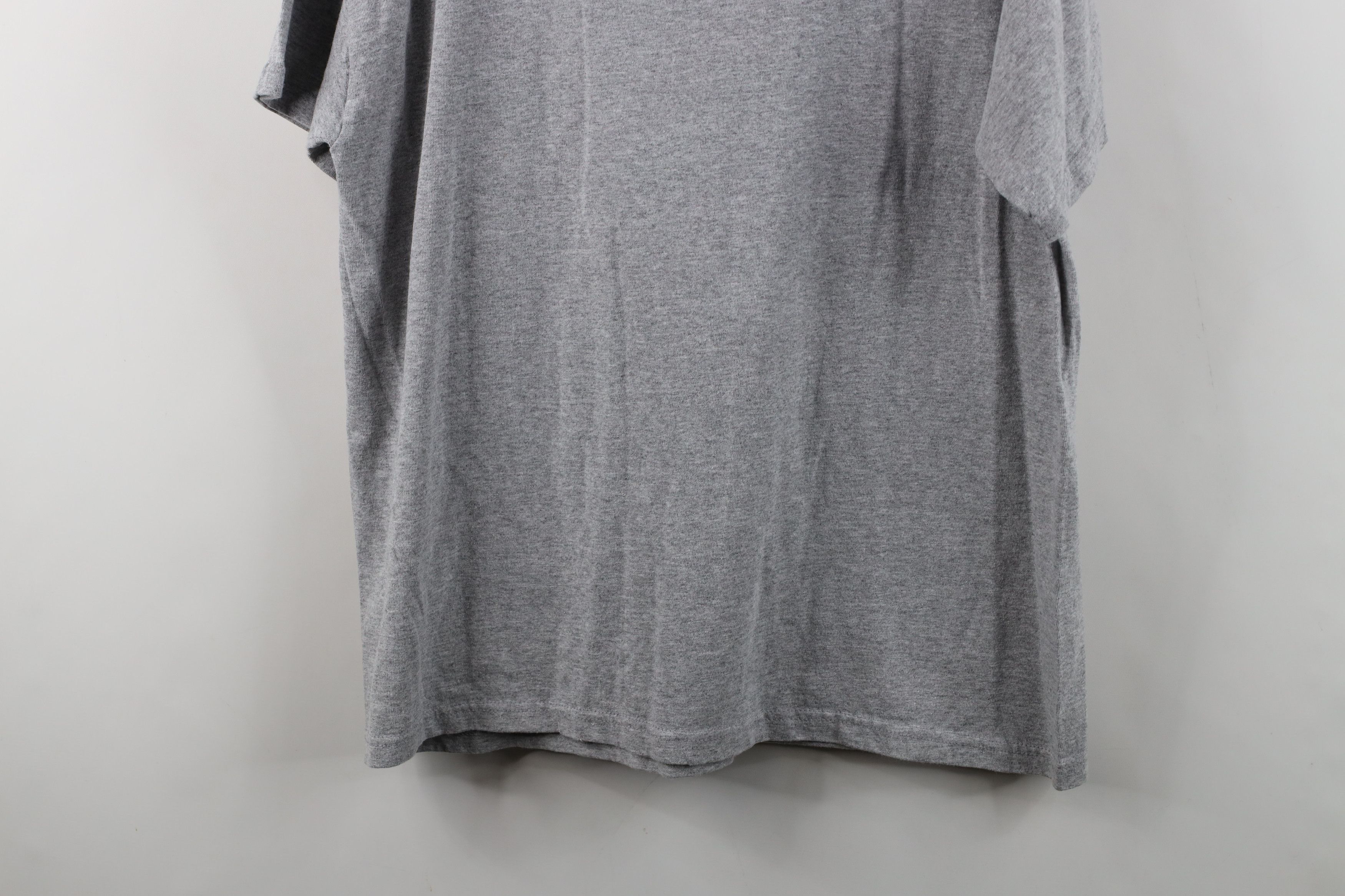 Nike Vintage Nike Mini Swoosh Short Sleeve T-Shirt Heather Gray Size US L / EU 52-54 / 3 - 12 Thumbnail