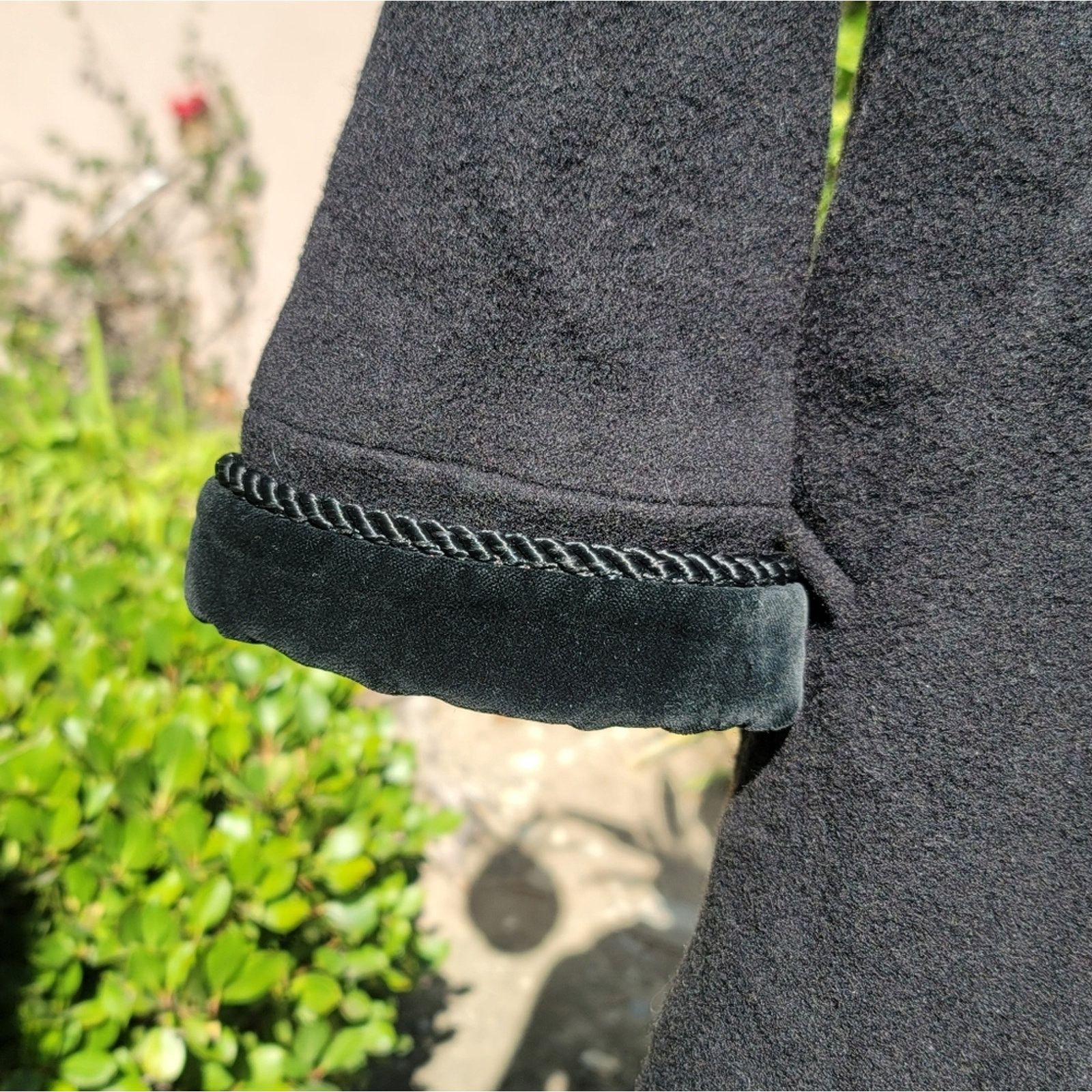 Albert Nipon Vtg Albert Nipon Wool Hooded Trench Coat Velvet Collar Cuffs Size M / US 6-8 / IT 42-44 - 5 Thumbnail