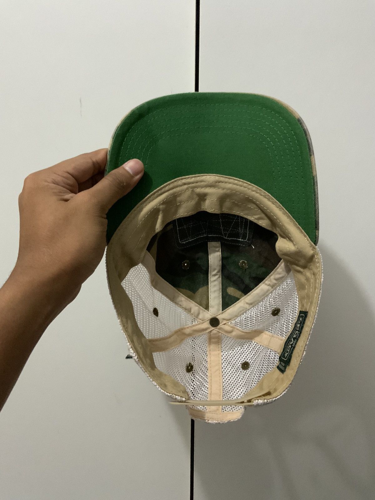 Vintage Vintage Turn Cardio Jam Studio Camo Trucker Hat Size ONE SIZE - 8 Thumbnail
