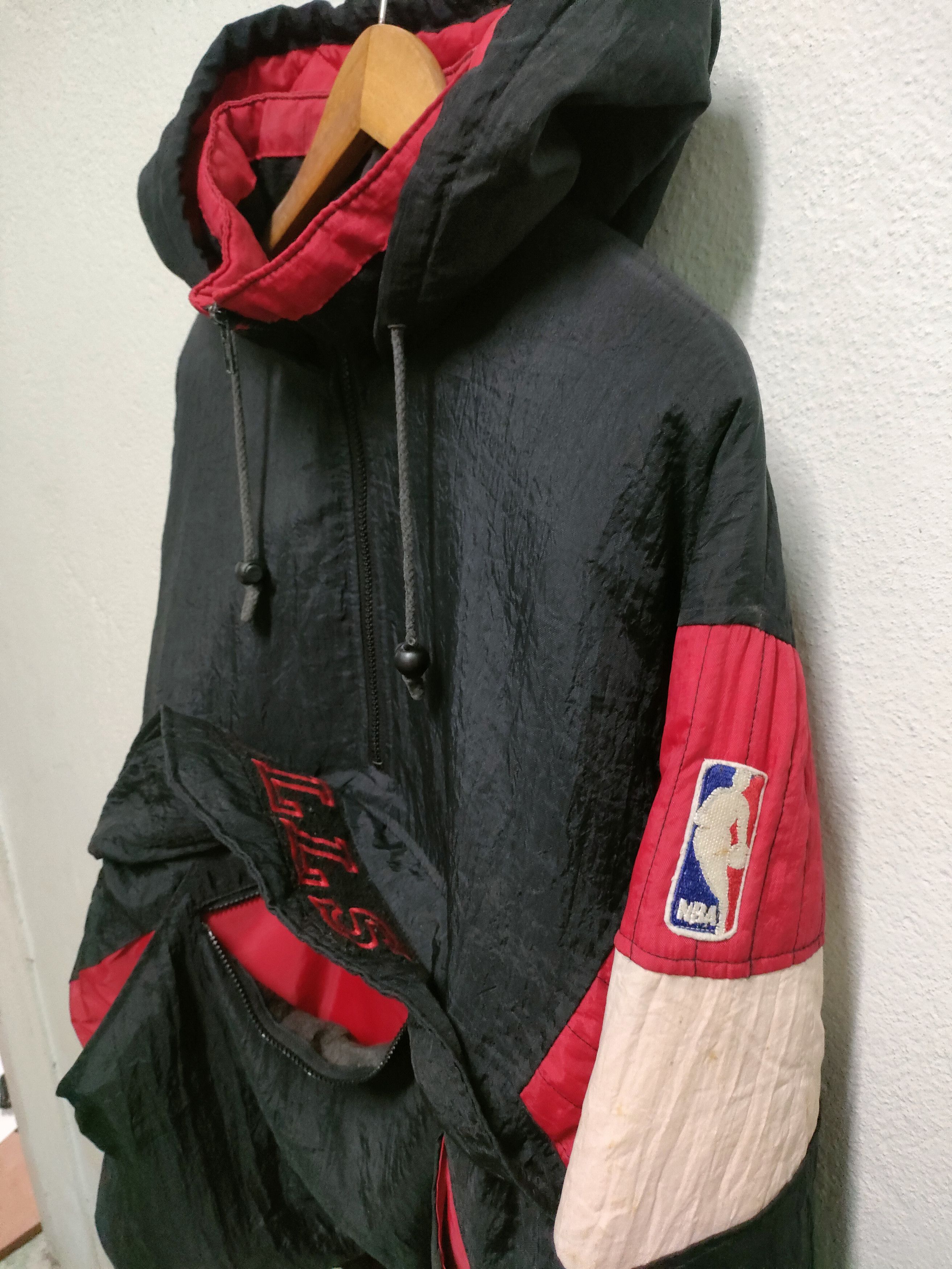 NBA × Vintage Vintage Chicago Bulls Big Logo Jacket Size US XL / EU 56 / 4 - 8 Thumbnail