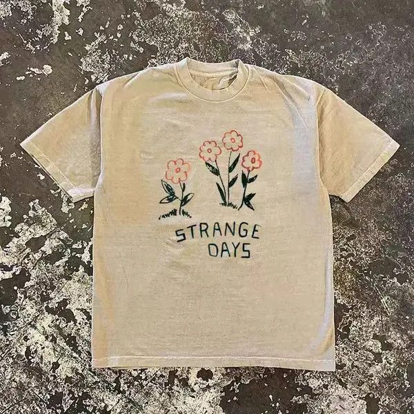Japanese Brand Apricot street fashion retro floral pattern all-match tee Size US L / EU 52-54 / 3 - 5 Thumbnail