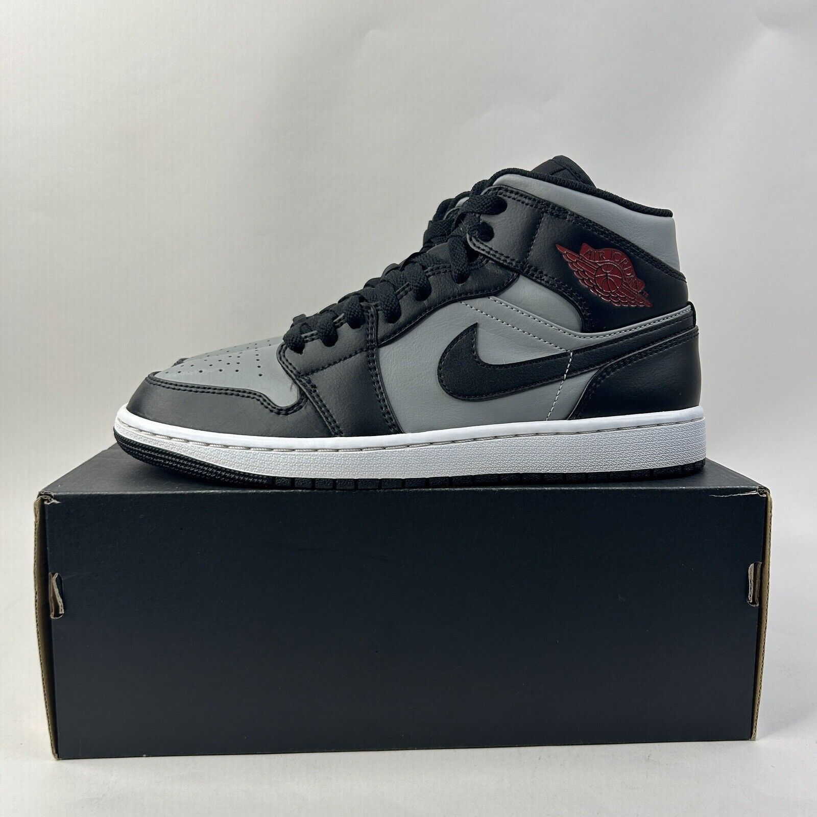 Nike Nike Air Jordan 1 Mid Retro “Shadow/Bred” 2024 Size US 9 / EU 42 - 6 Thumbnail