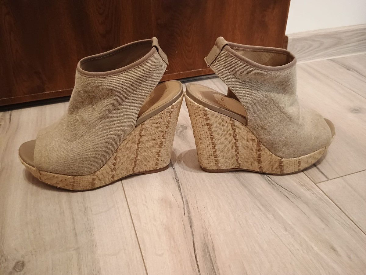 Stuart Weitzman Stuart Weitzman platforms Size US 7.5 / IT 37.5 - 6 Thumbnail