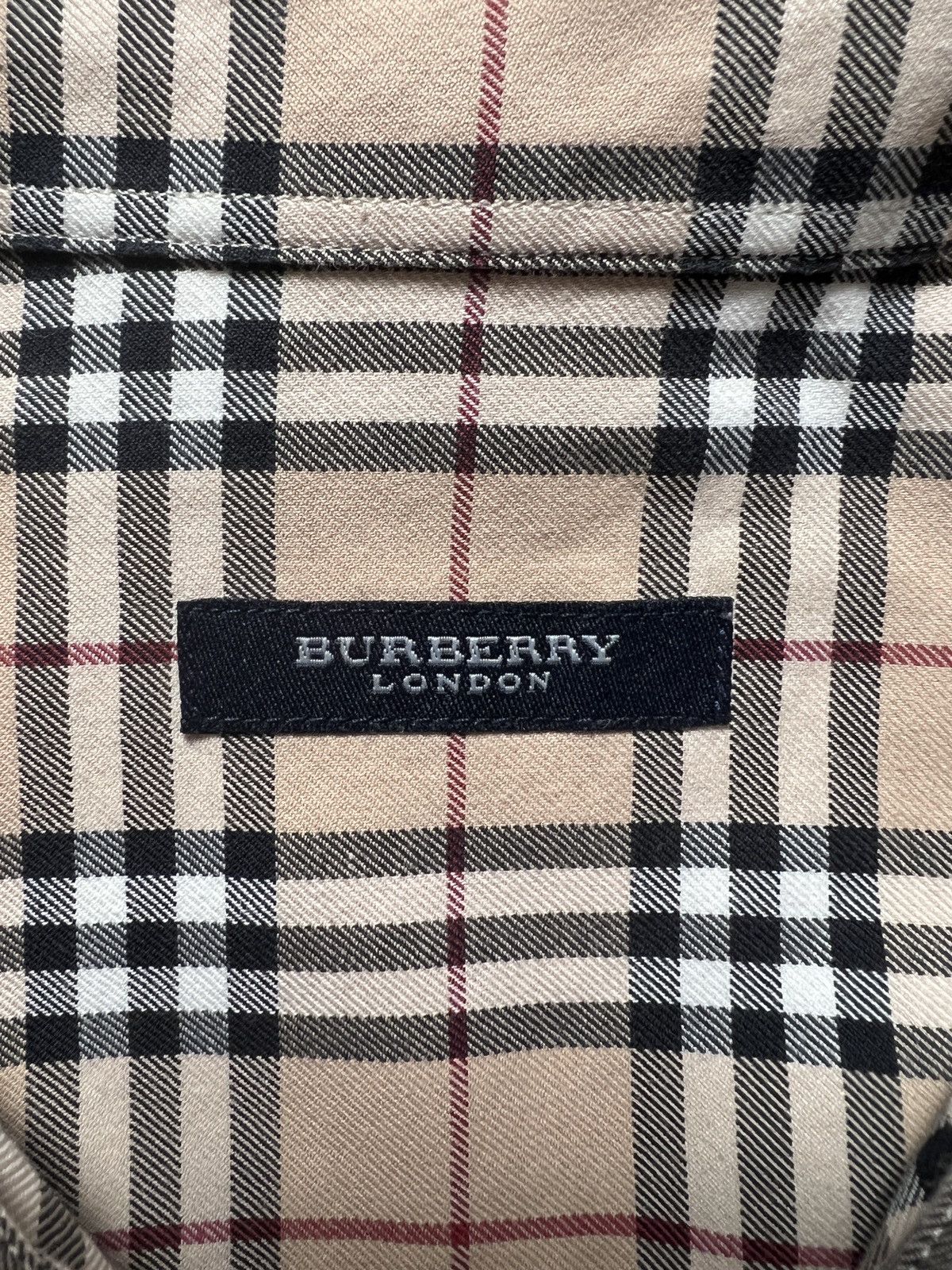 Burberry Burberry Vintage Checkered Shirt Size US L / EU 52-54 / 3 - 14 Thumbnail