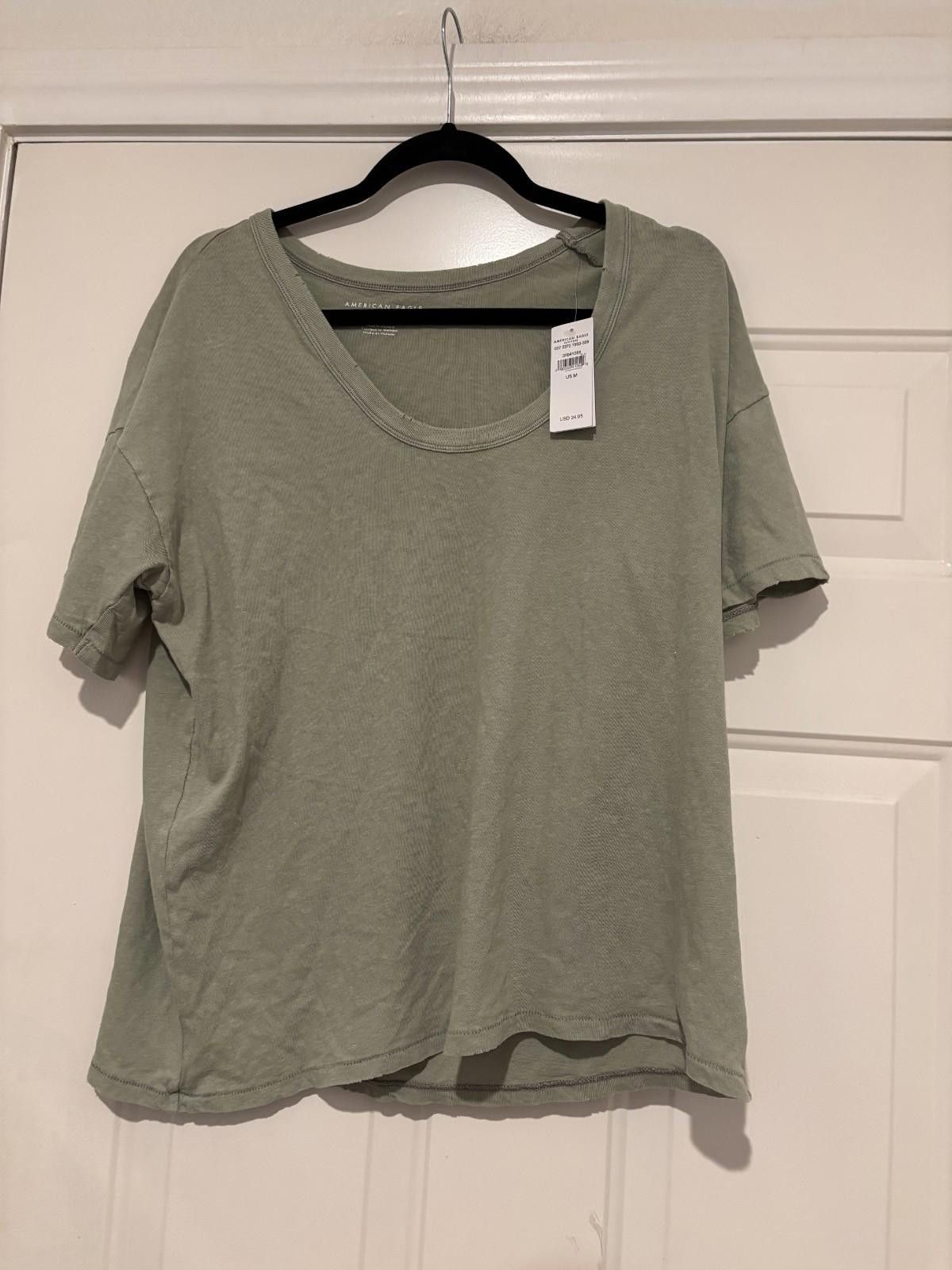 American Eagle Outfitters Women's sz M American Eagle green t shirt #657 new/tags Size M / US 6-8 / IT 42-44 - 1 Thumbnail