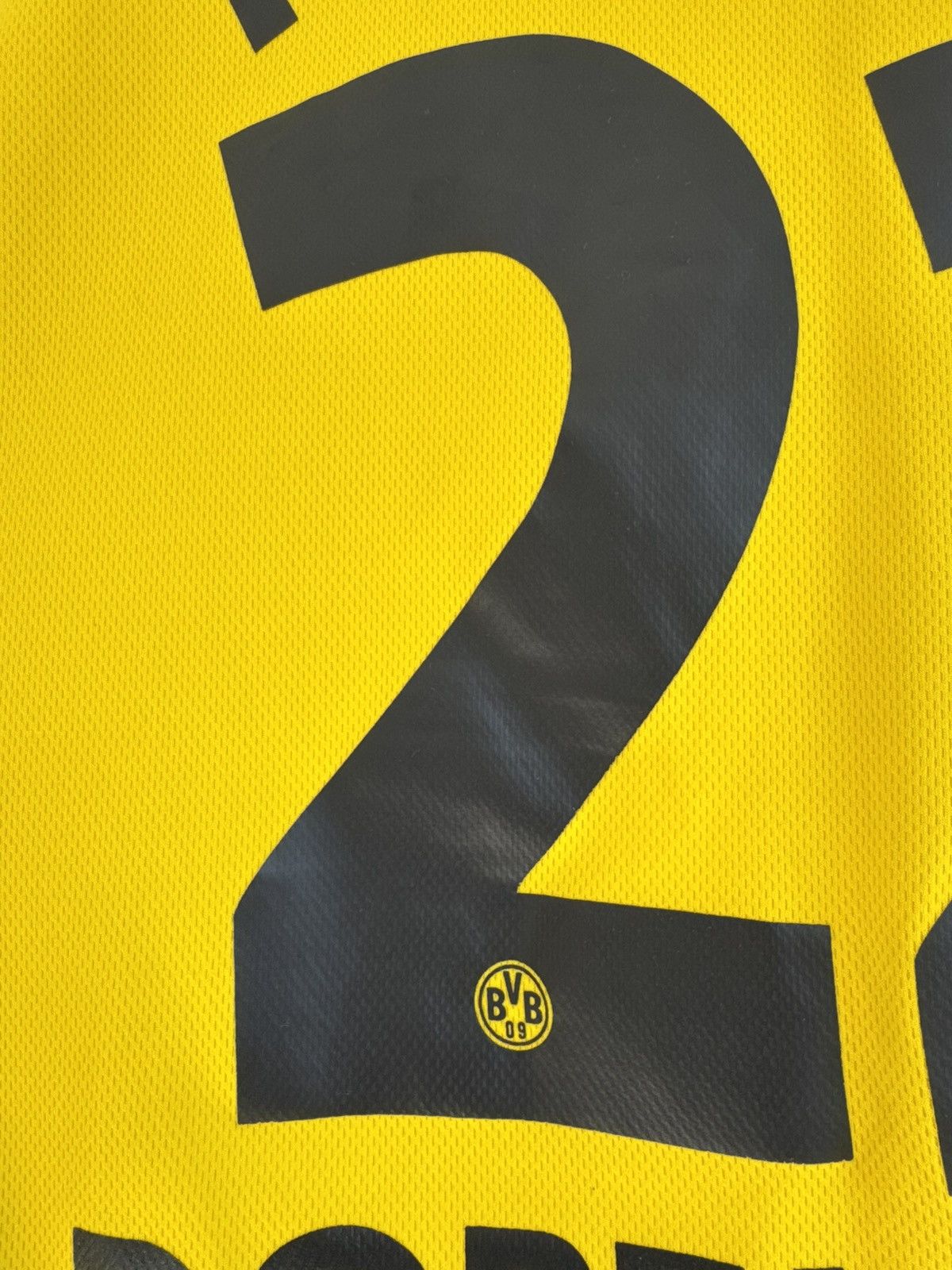 Vintage Amoroso #22 Borussia Dortmund 2001-2002 Home Soccer Jersey Size US XL / EU 56 / 4 - 17 Thumbnail