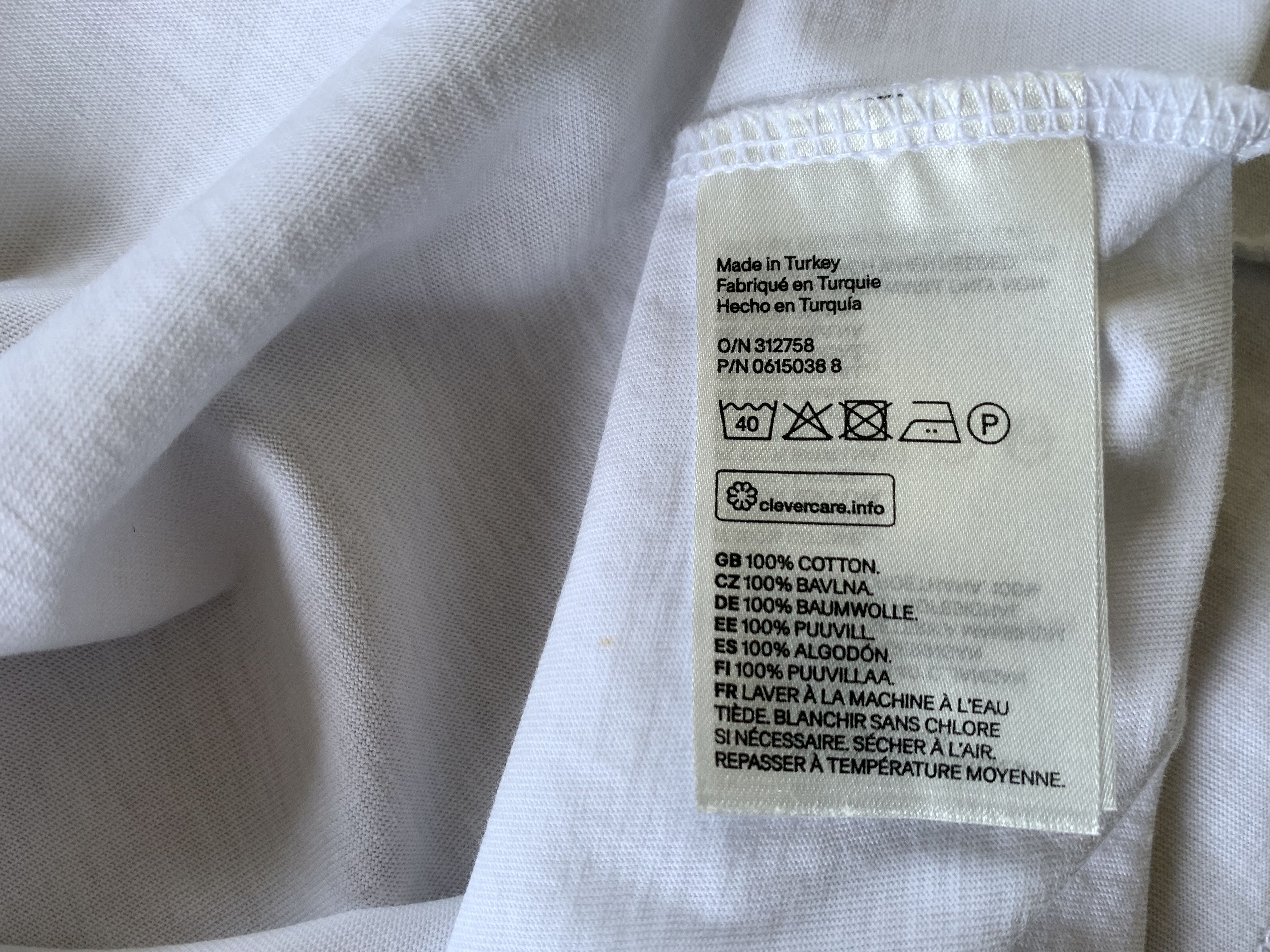 H&M × The Simpsons The Simpsons H&M Printed Big Logo T-Shirt Size US L / EU 52-54 / 3 - 7 Thumbnail