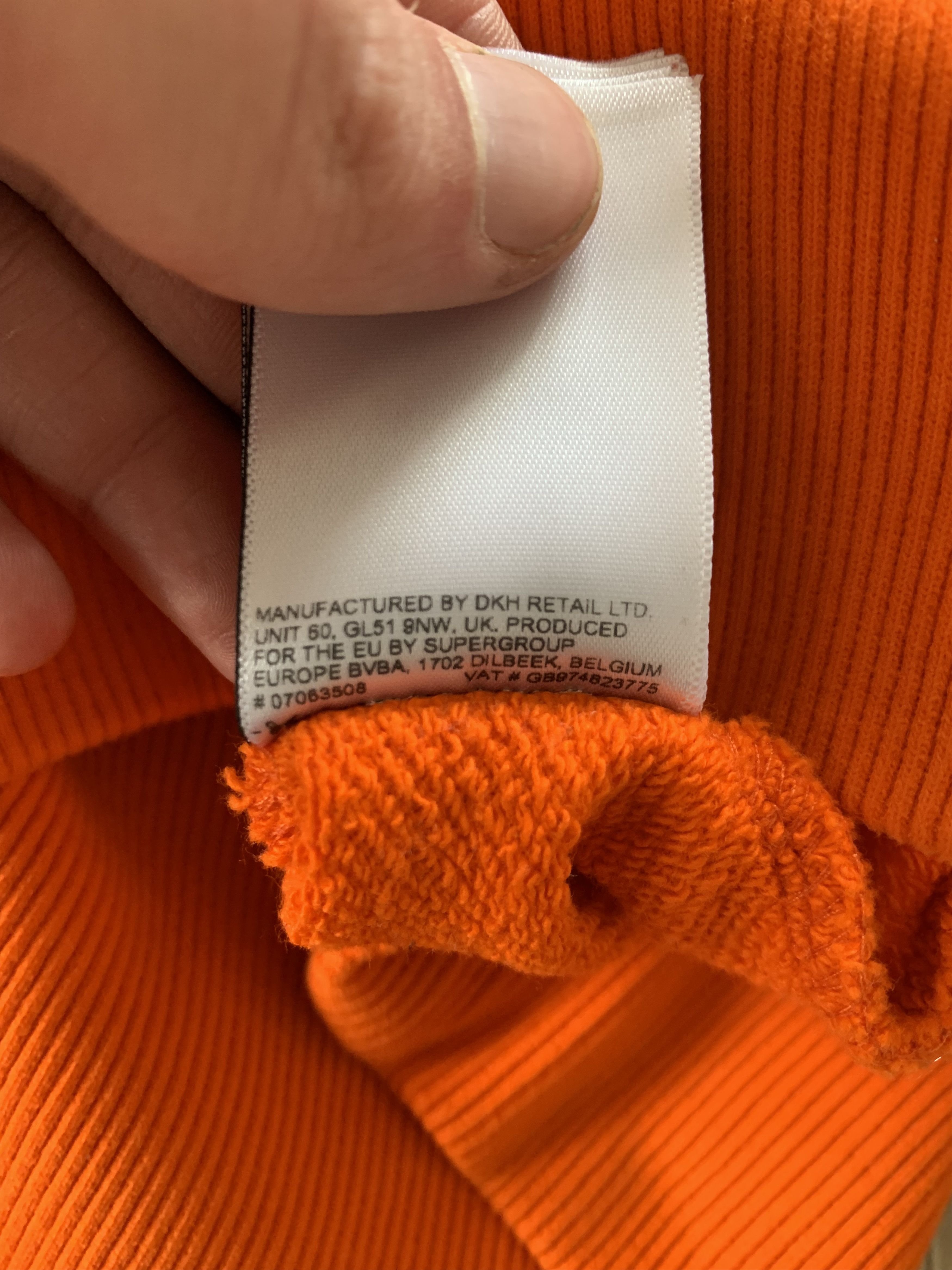 Japanese Brand × Superdry Superdry Orange Cotton Center Logo Hoodie Size US S / EU 44-46 / 1 - 9 Thumbnail