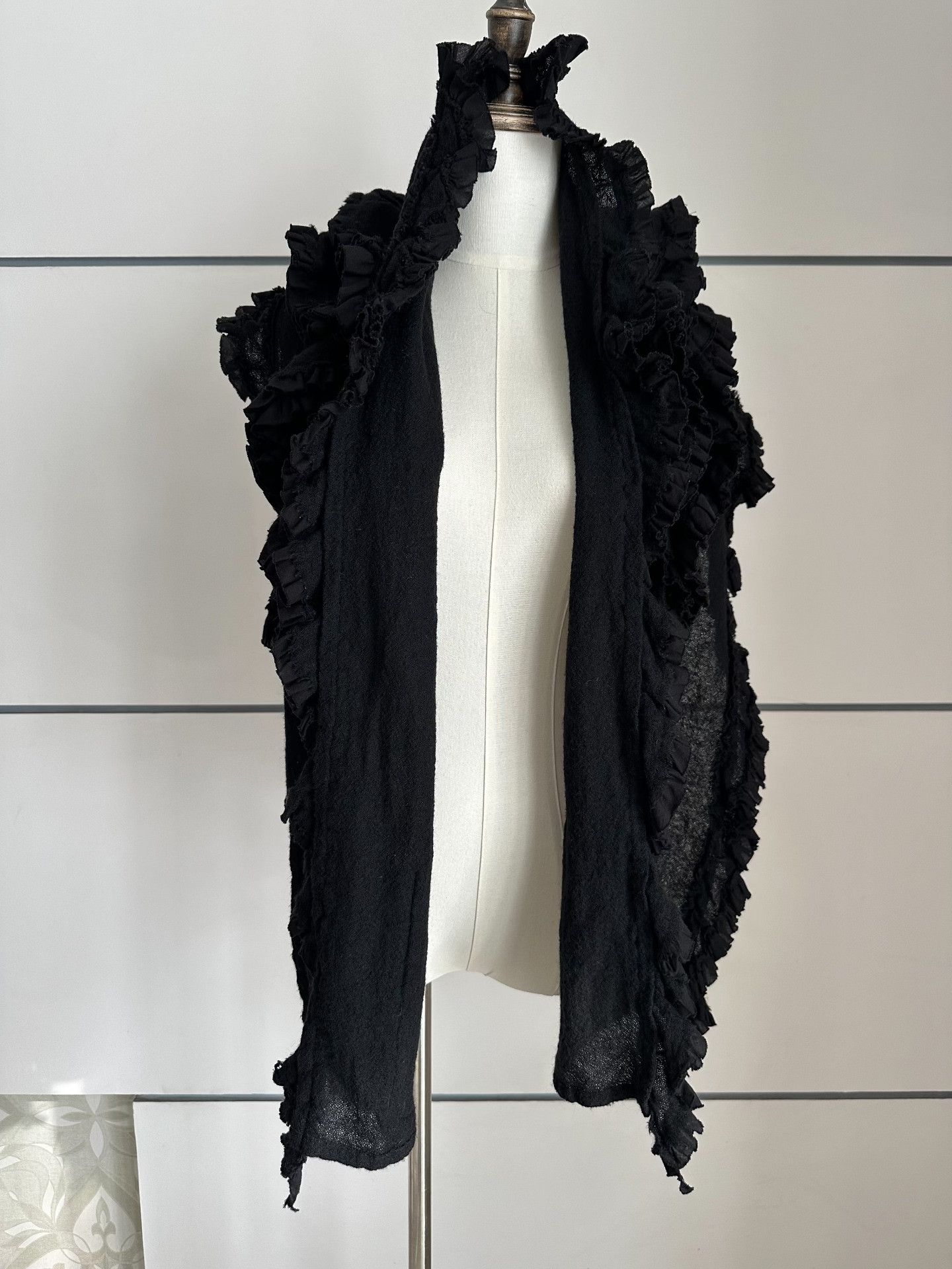 Comme des Garcons Comme des Garcons Floral shawl| Size ONE SIZE - 2 Thumbnail