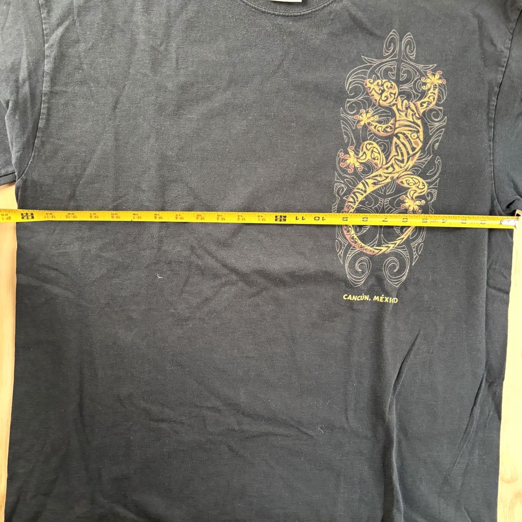 Vintage Yachtclub Cancun Mexico Tribal Lizard Shirt Mens 2XL Black Graphic Tee T-Shirt Size US XXL / EU 58 / 5 - 4 Thumbnail