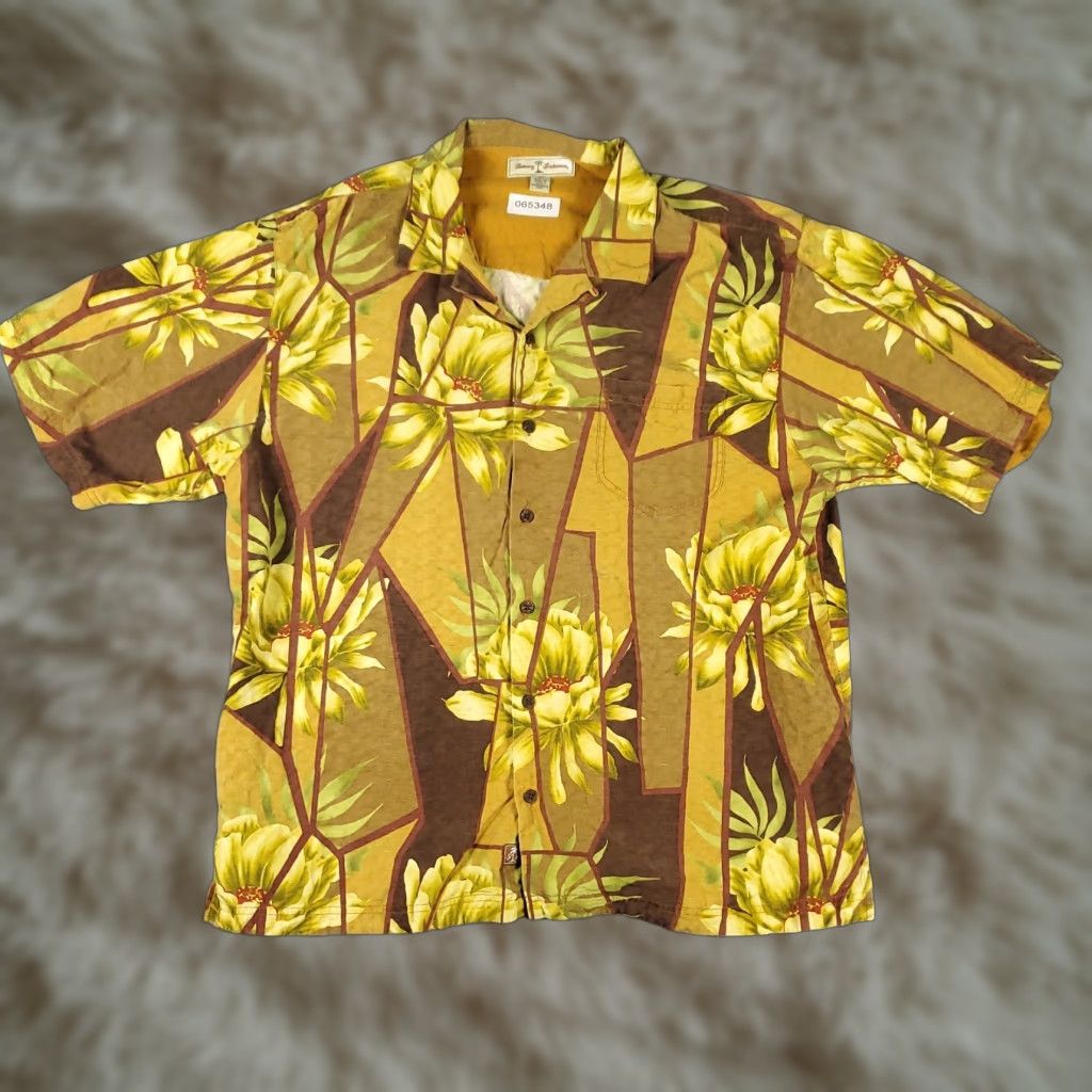 Tommy Bahama Tommy Bahama Shirt Mens XL Yellow Floral Silk Hawaiian Button Up Shirt Size US XL / EU 56 / 4 - 1 Thumbnail