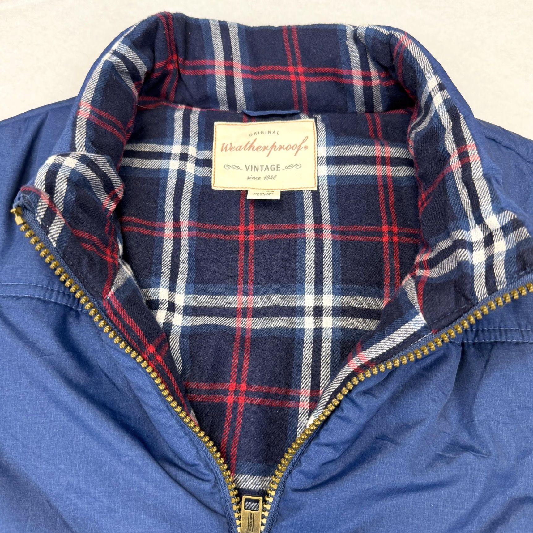 Weatherproof VINTAGE Weatherproof Mens XL Blue Puffer Quilted Vest Zip Lined Collared Stand-Up Pocketed Denim? Size US XL / EU 56 / 4 - 3 Thumbnail
