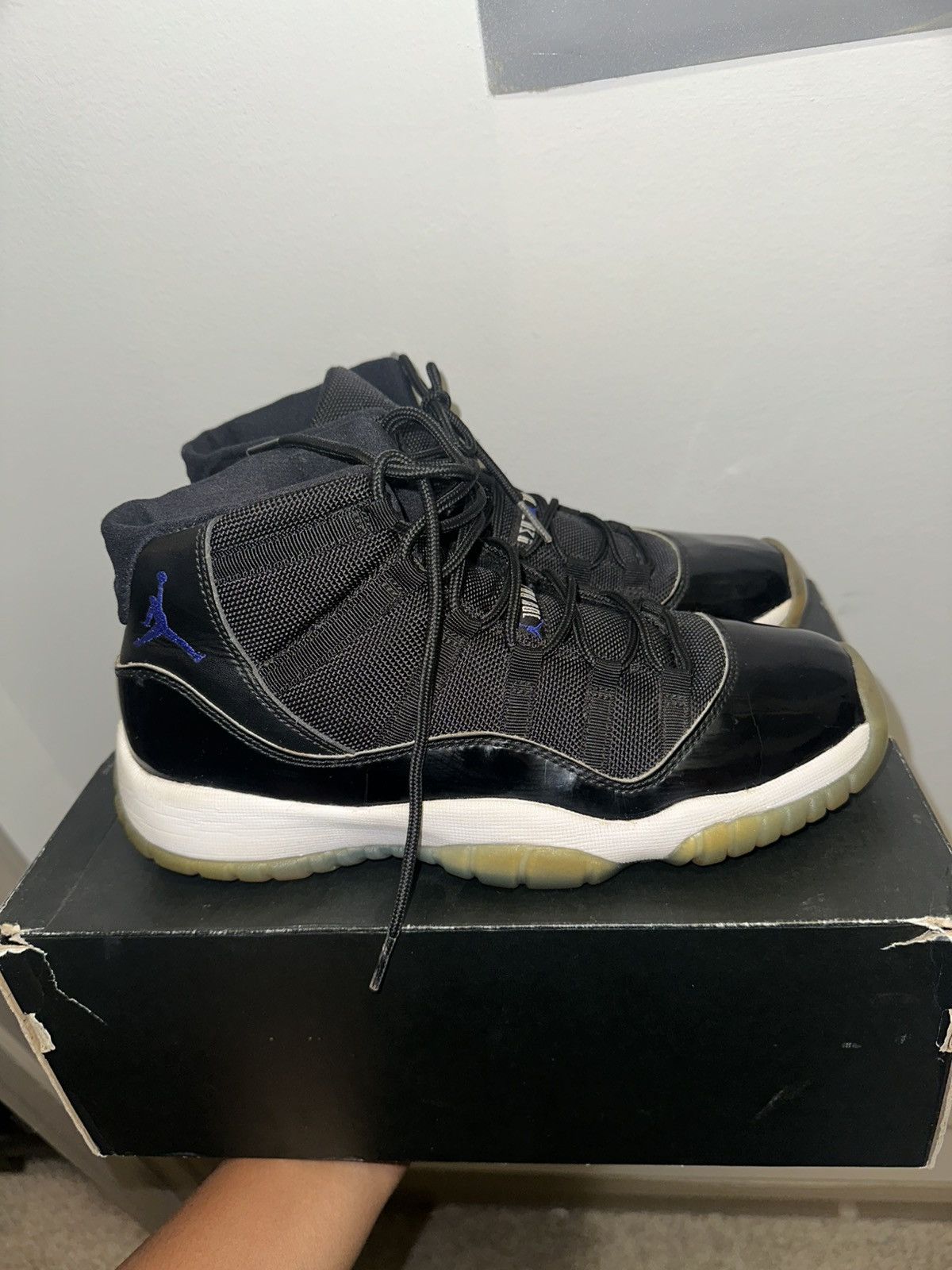 Jordan retro 11 “space jam” size7 gs