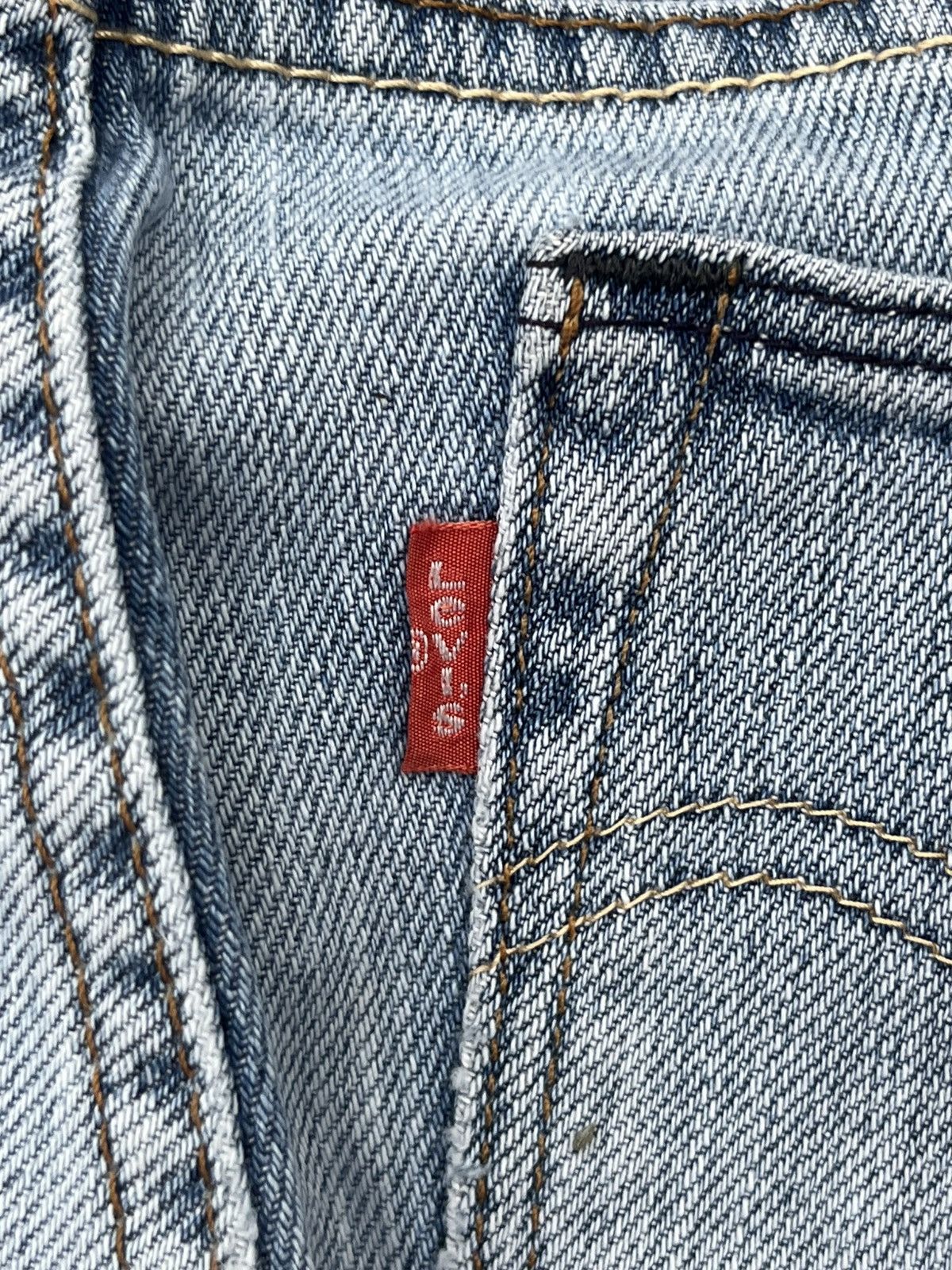 Levi's × Levi's Vintage Clothing Vintage Y2K Levi’s Light Blue Washed Mid Rise Flare Jeans Size 29" - 6 Thumbnail