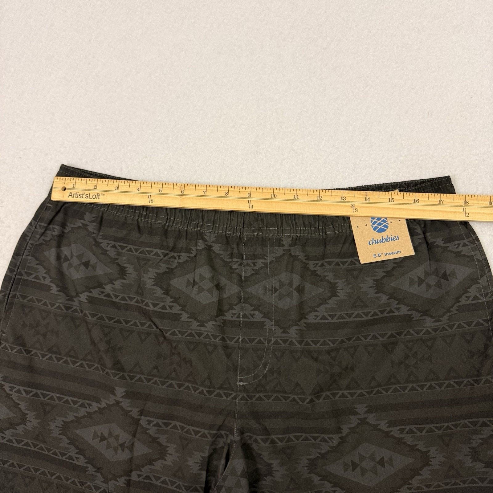 Chubbies Chubbies Mens Shorts XXL The Quests Athlounger 5.5 Inseam Size US 38 / EU 54 - 5 Thumbnail