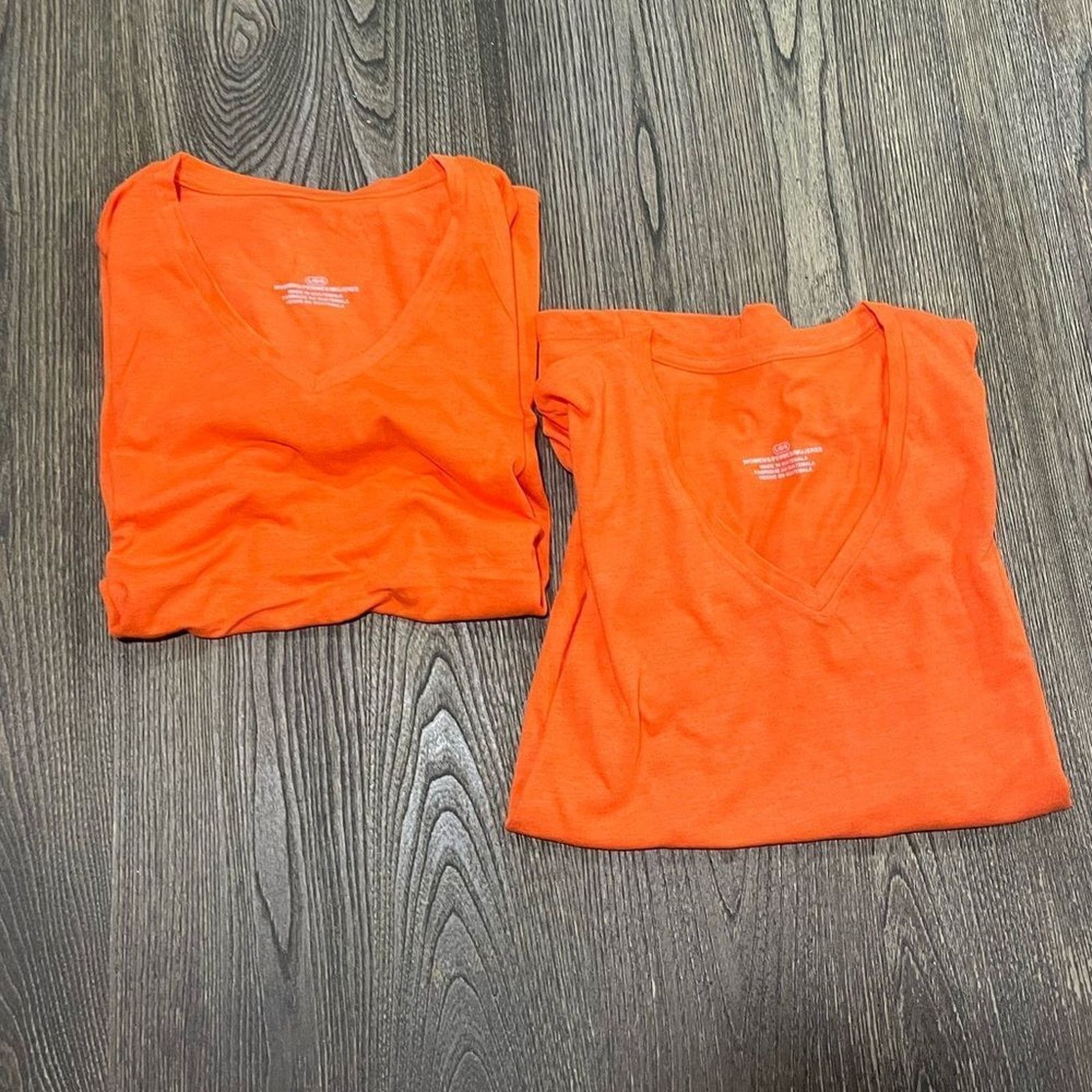 Vintage NWOT 2 Pack Womens Shirts V-Neckline Short Sleeve Size L Size L / US 10 / IT 46 - 1 Thumbnail