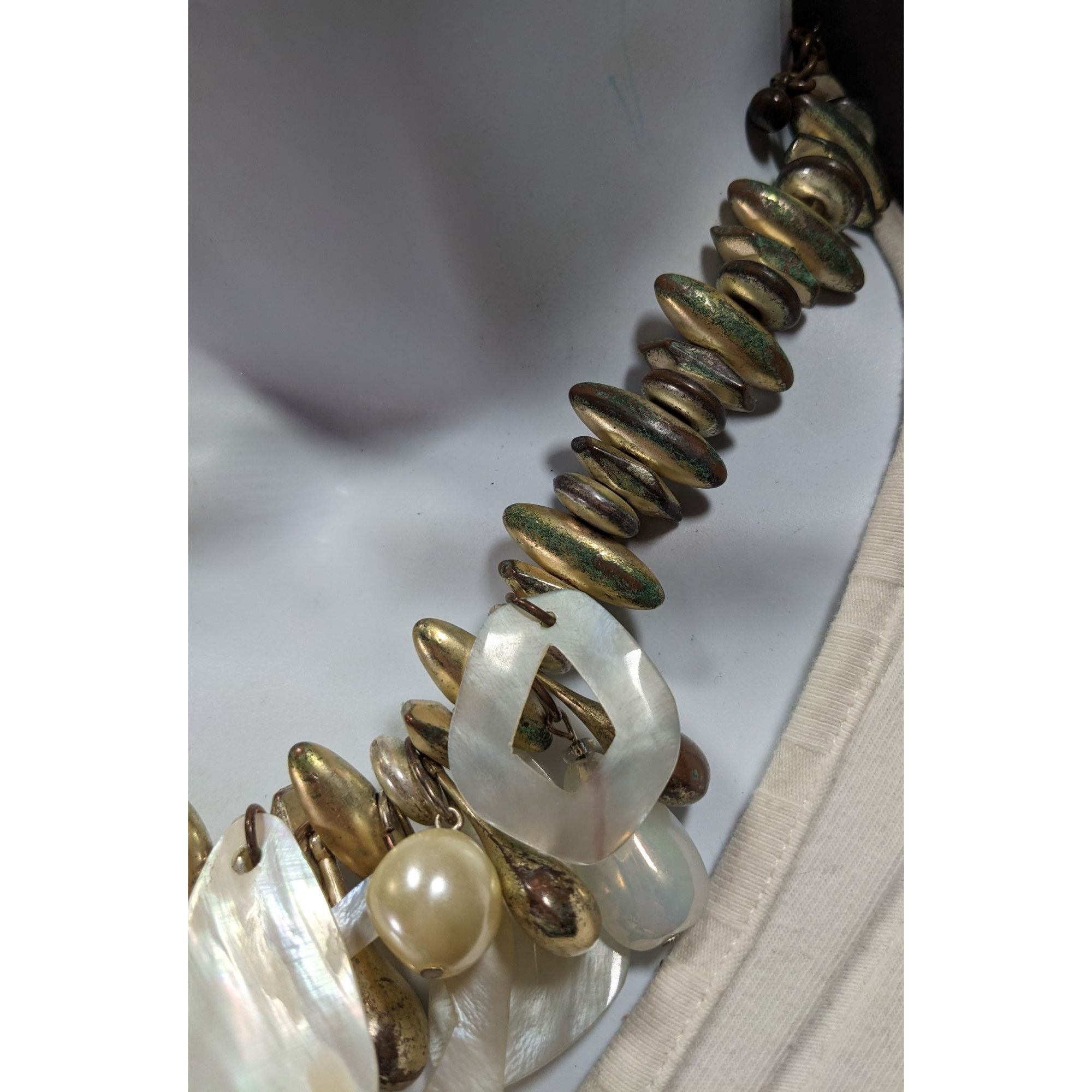 Chicos Chico's Vintage Mermaidcore Glam Shell And Gold Tone Chunky Size ONE SIZE - 3 Thumbnail
