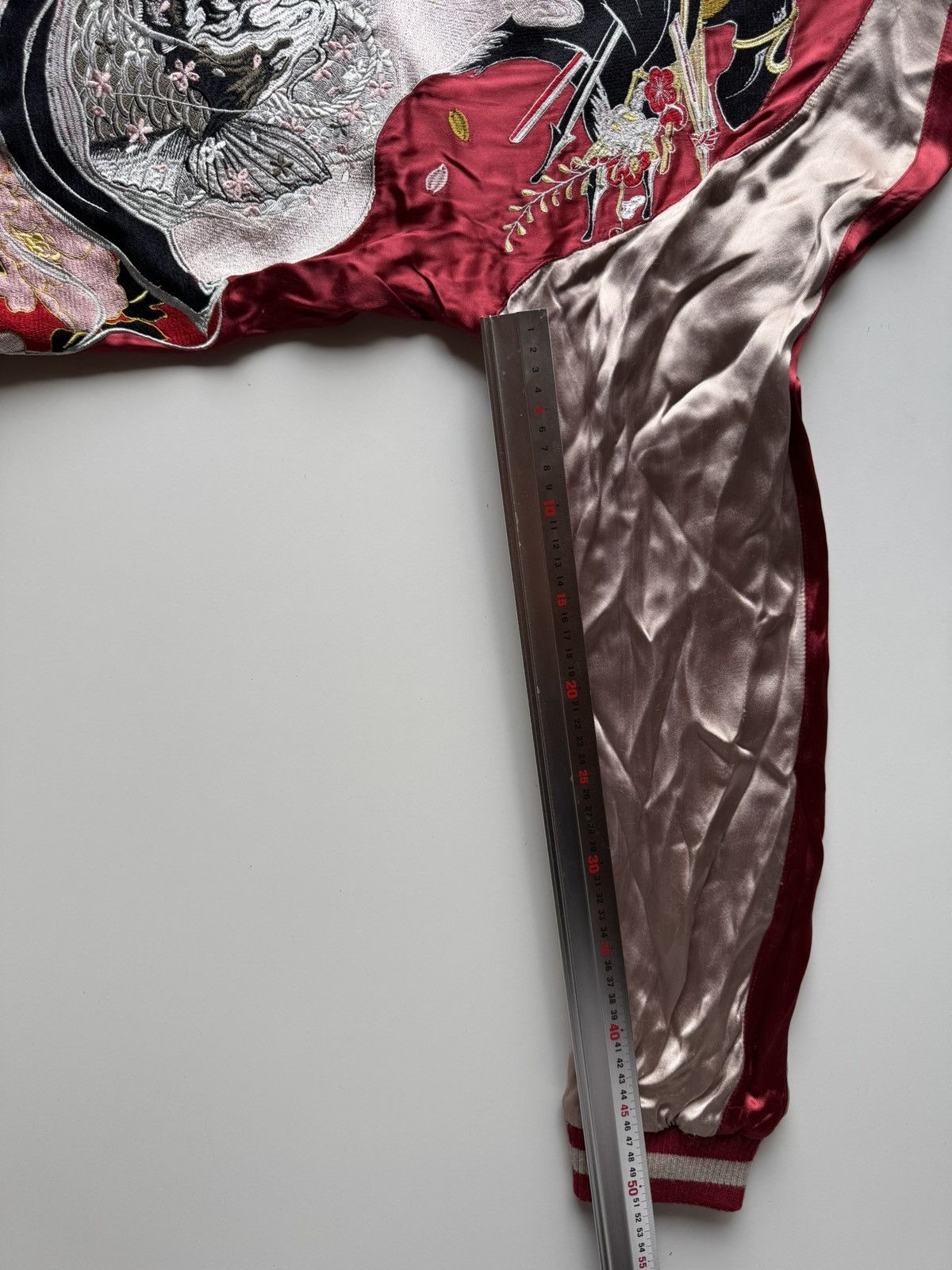 Other Japanese Red Oiran Geisha Koi Fish Souvenir Sukajan Jacket M Size US M / EU 48-50 / 2 - 9 Thumbnail