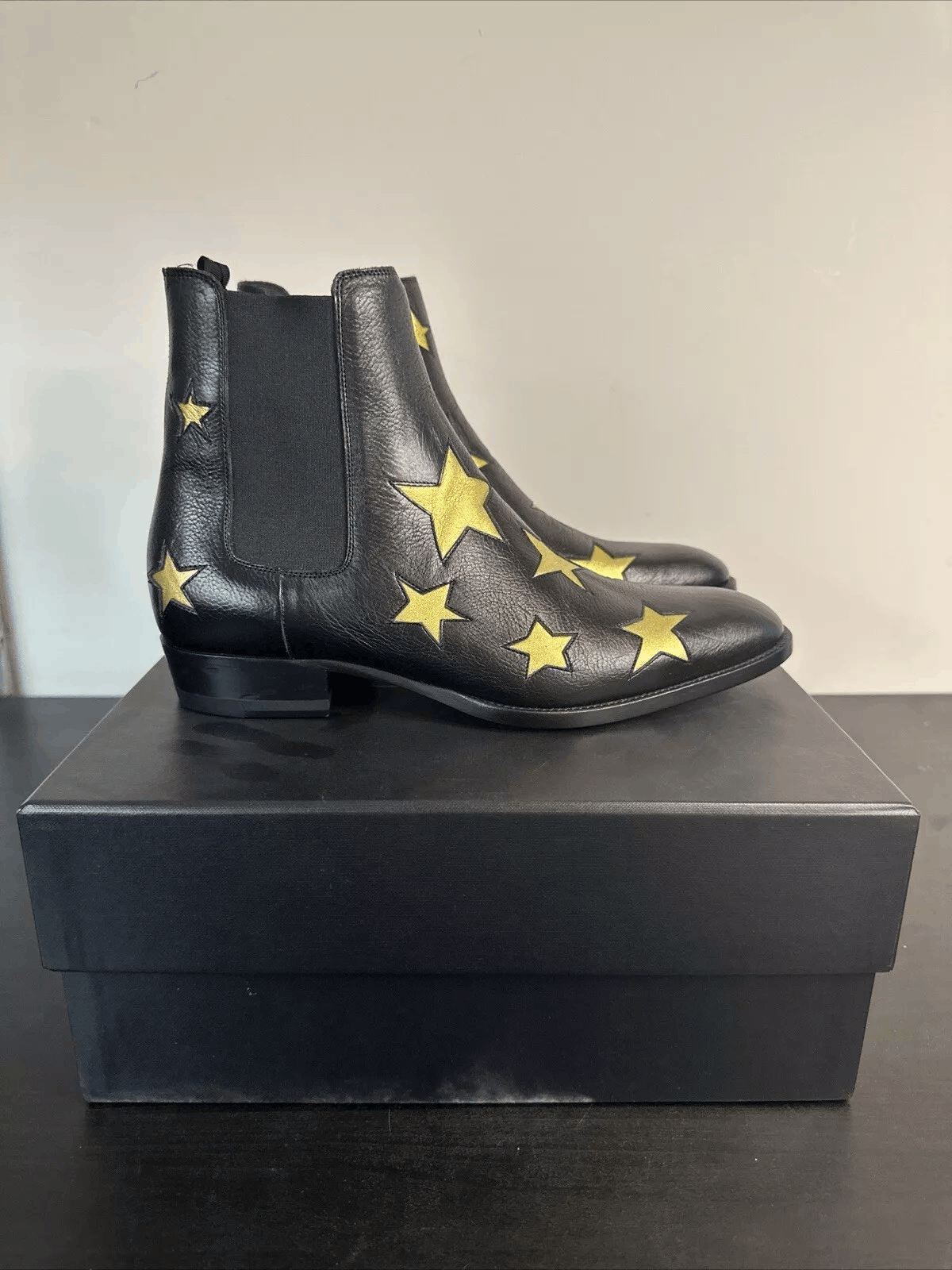 Yves Saint Laurent SAINT LAURENT BOOTS WYATT ANKLE BOOTS WITH STARS SIZE 40 Size US 7 / EU 40 - 1 Thumbnail