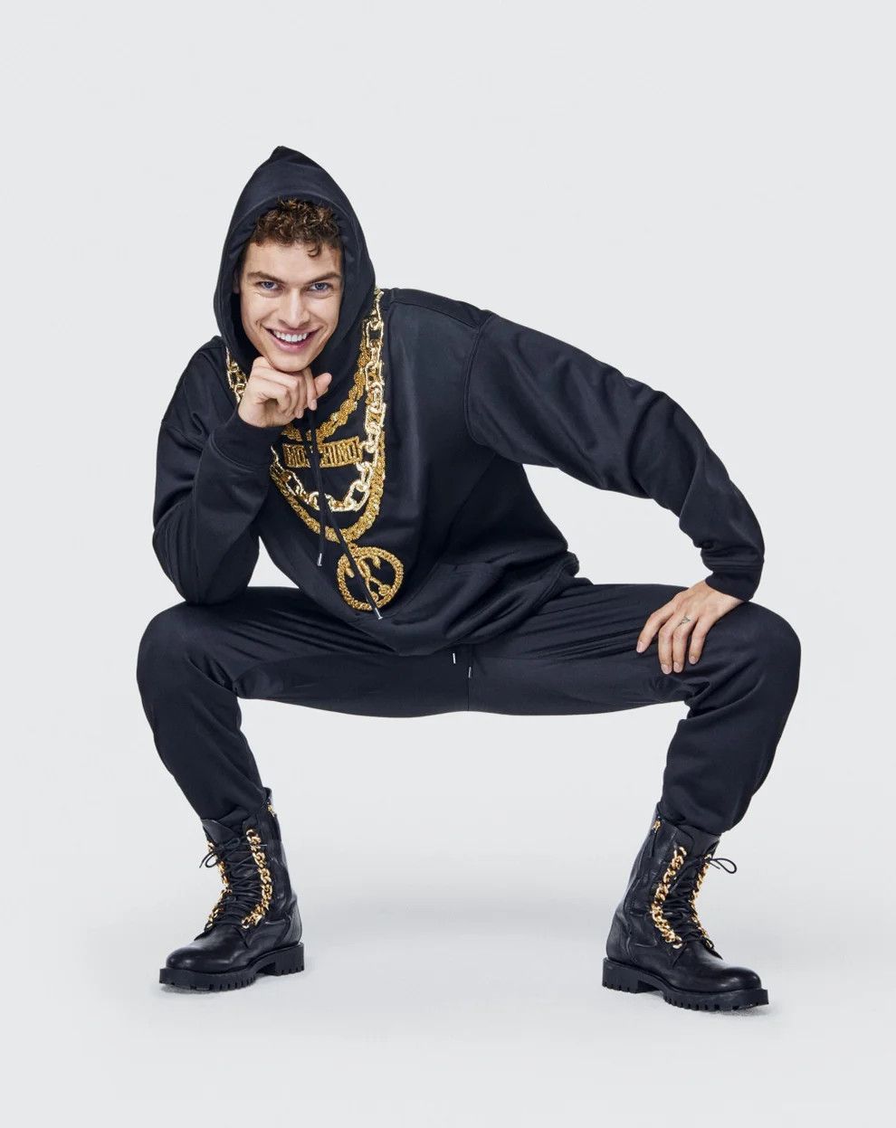 Moschino FULL LOOK Moschino H&M mens hoodie and pants set up rare Size US M / EU 48-50 / 2 - 1 Thumbnail