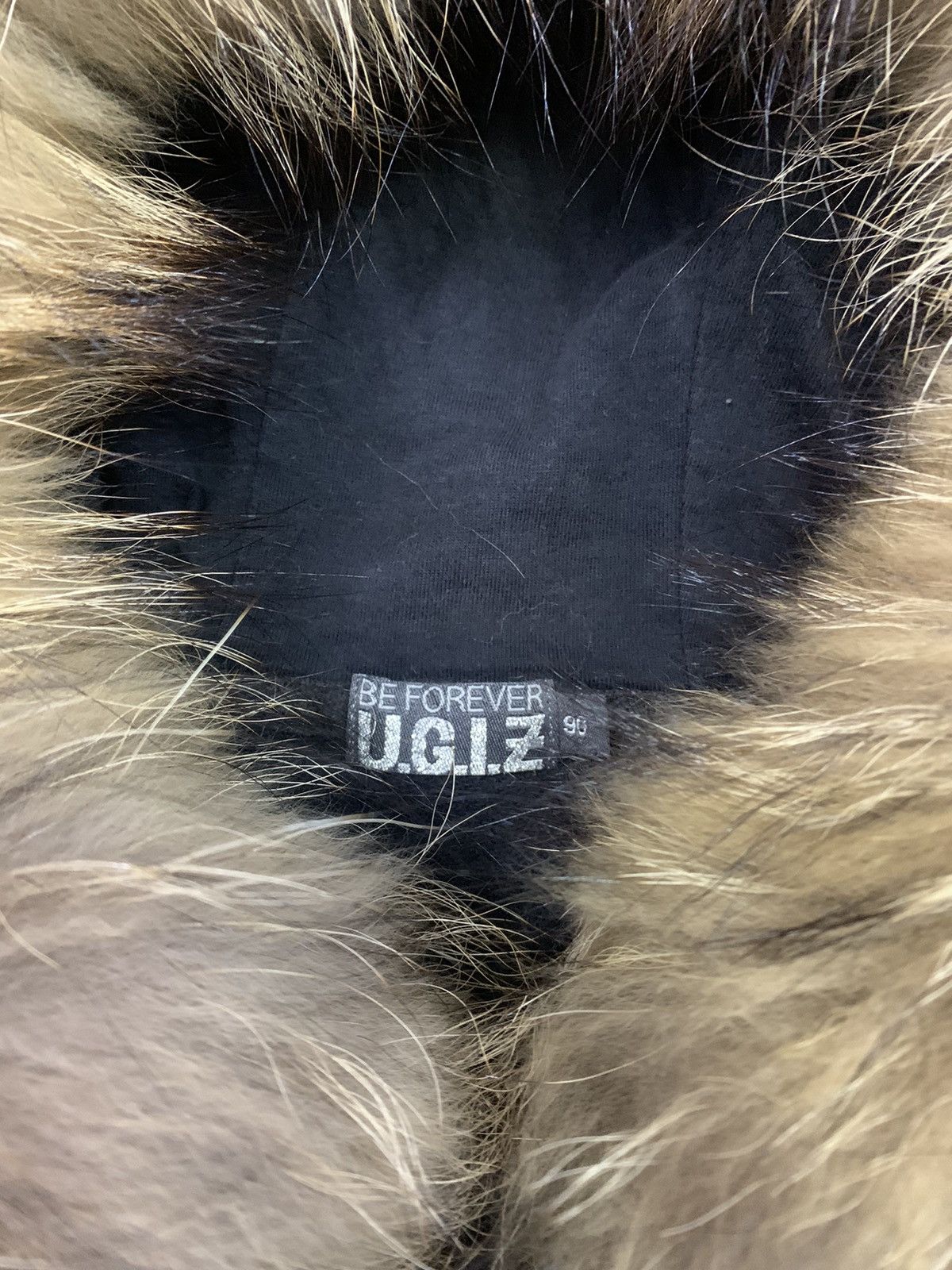 Japanese Brand Ugiz japanese vest fur hoodie embodied Size US M / EU 48-50 / 2 - 6 Thumbnail