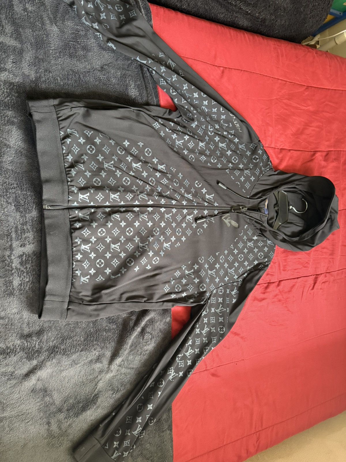 Louis Vuitton Louis Vuitton Black Monogram Zip-Up Hoodie Jacket Size US XL / EU 56 / 4 - 1 Thumbnail