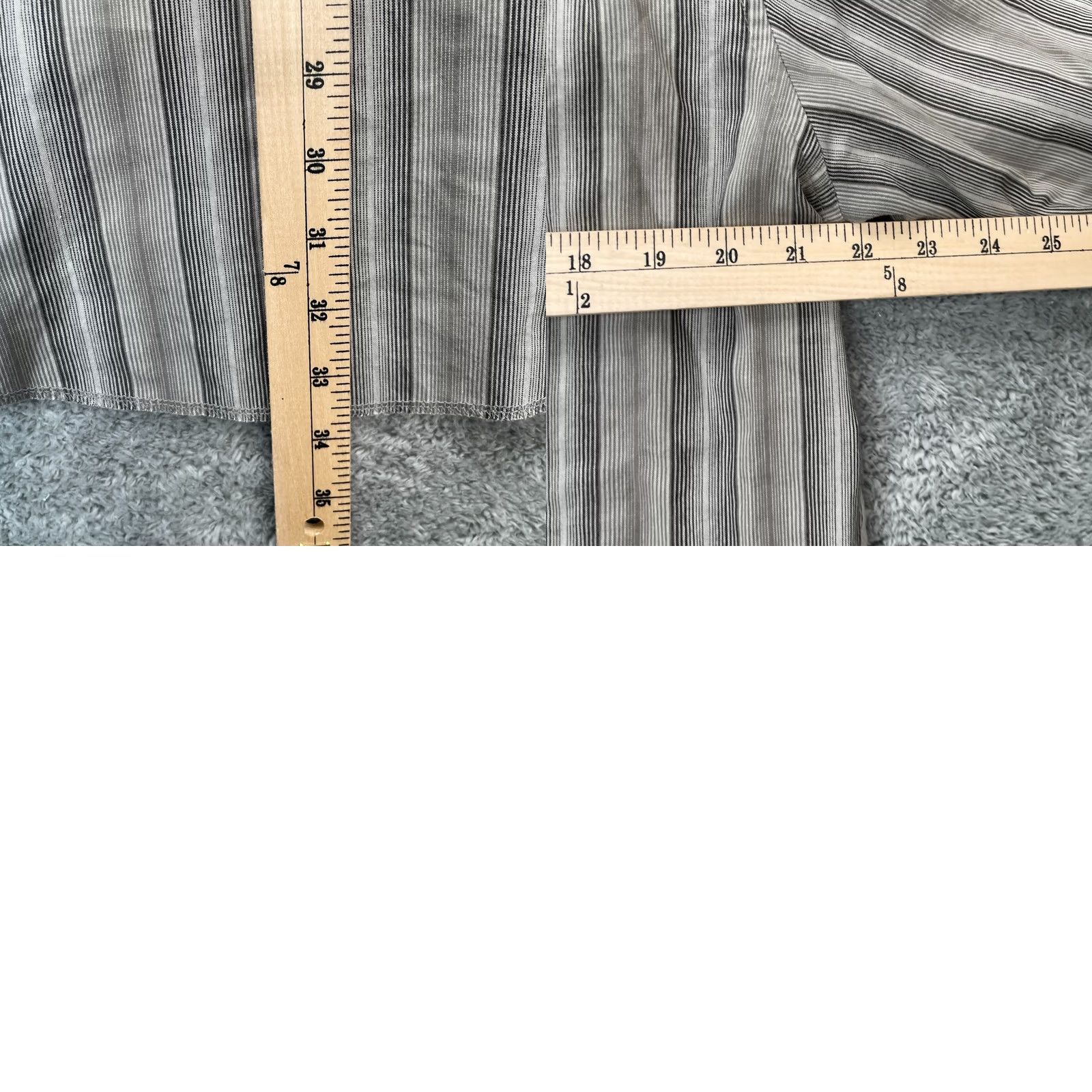 Wrangler VINTAGE Wrangler Shirt Mens L Gray Western Striped Ranchwear Pearl Snap Up Shirt Short Sleeve Collared Vintage Western Theme Mens Size US L / EU 52-54 / 3 - 8 Thumbnail