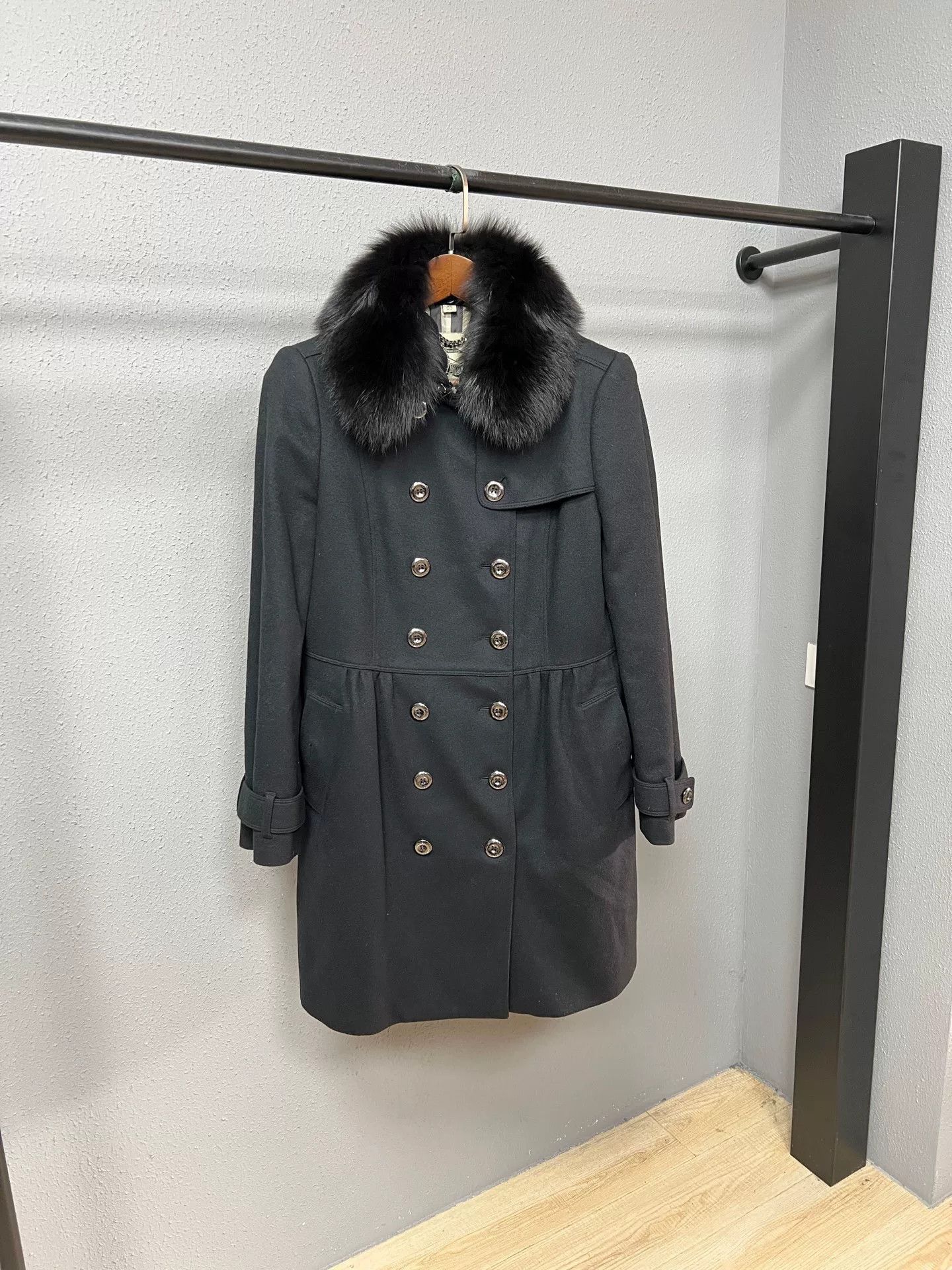 Burberry Burberry Check Fur Collar Coat Size L / US 10 / IT 46 - 1 Thumbnail