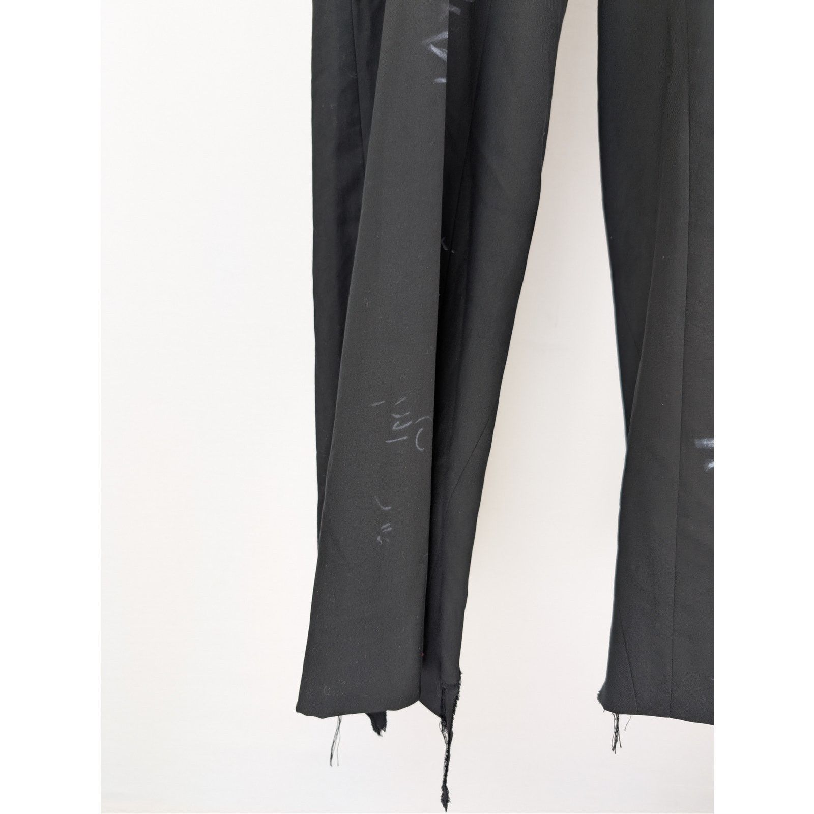 Balenciaga o1rshd1 Fluid Wool Barathea Skater Tailored Pants in Black Size US 30 / EU 46 - 7 Thumbnail