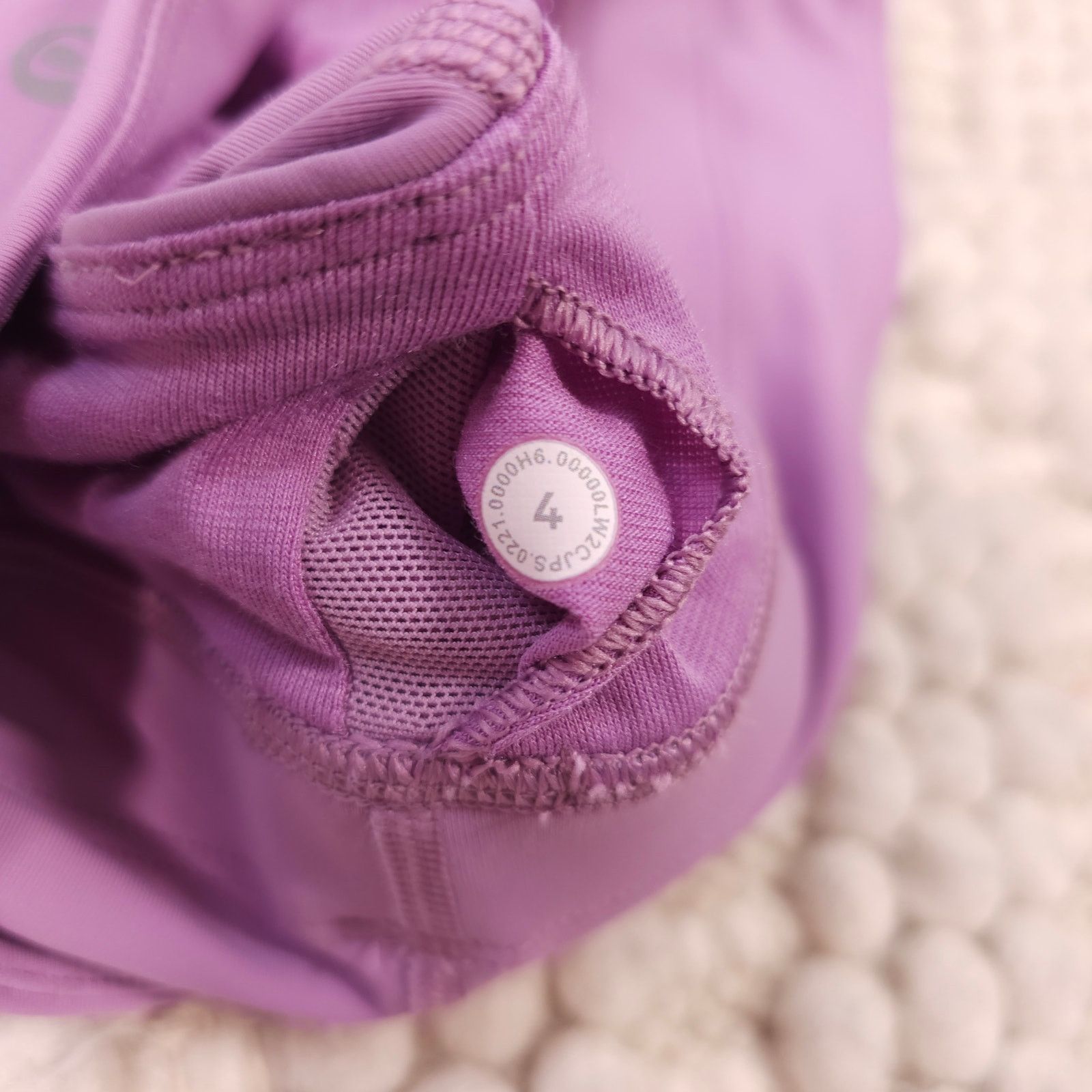 Lululemon Lululemon Energy Bra High Neck Jubilee Sz 4 Size ONE SIZE - 6 Thumbnail