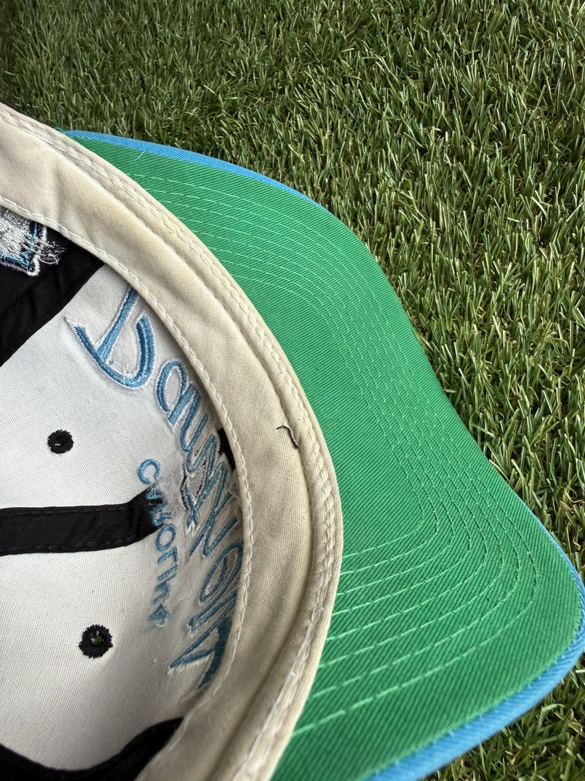 Sports Specialties Vintage Sports Specialties Script Snapback Carolina Panthers Size ONE SIZE - 5 Thumbnail
